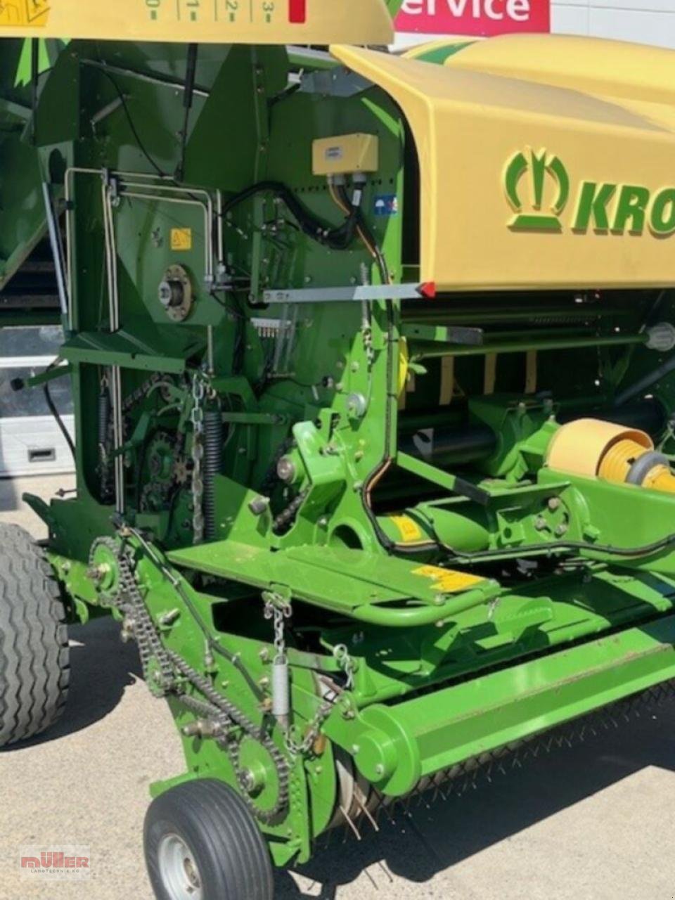 Rundballenpresse типа Krone F 125 XC, Gebrauchtmaschine в Holzhausen (Фотография 11)