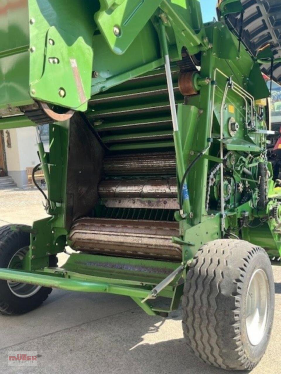 Rundballenpresse типа Krone F 125 XC, Gebrauchtmaschine в Holzhausen (Фотография 13)