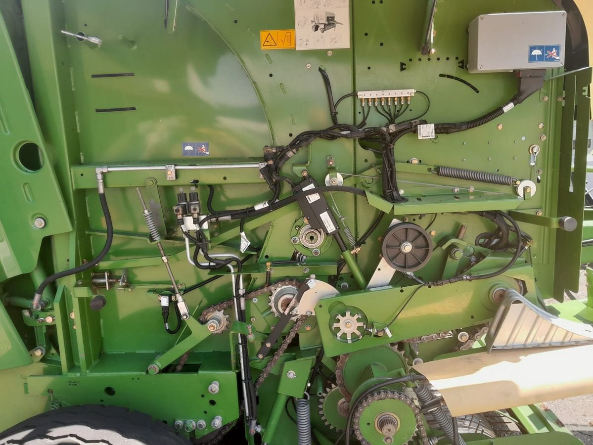 Rundballenpresse типа Krone F 1600 MC, Gebrauchtmaschine в Hopfgarten (Фотография 24)