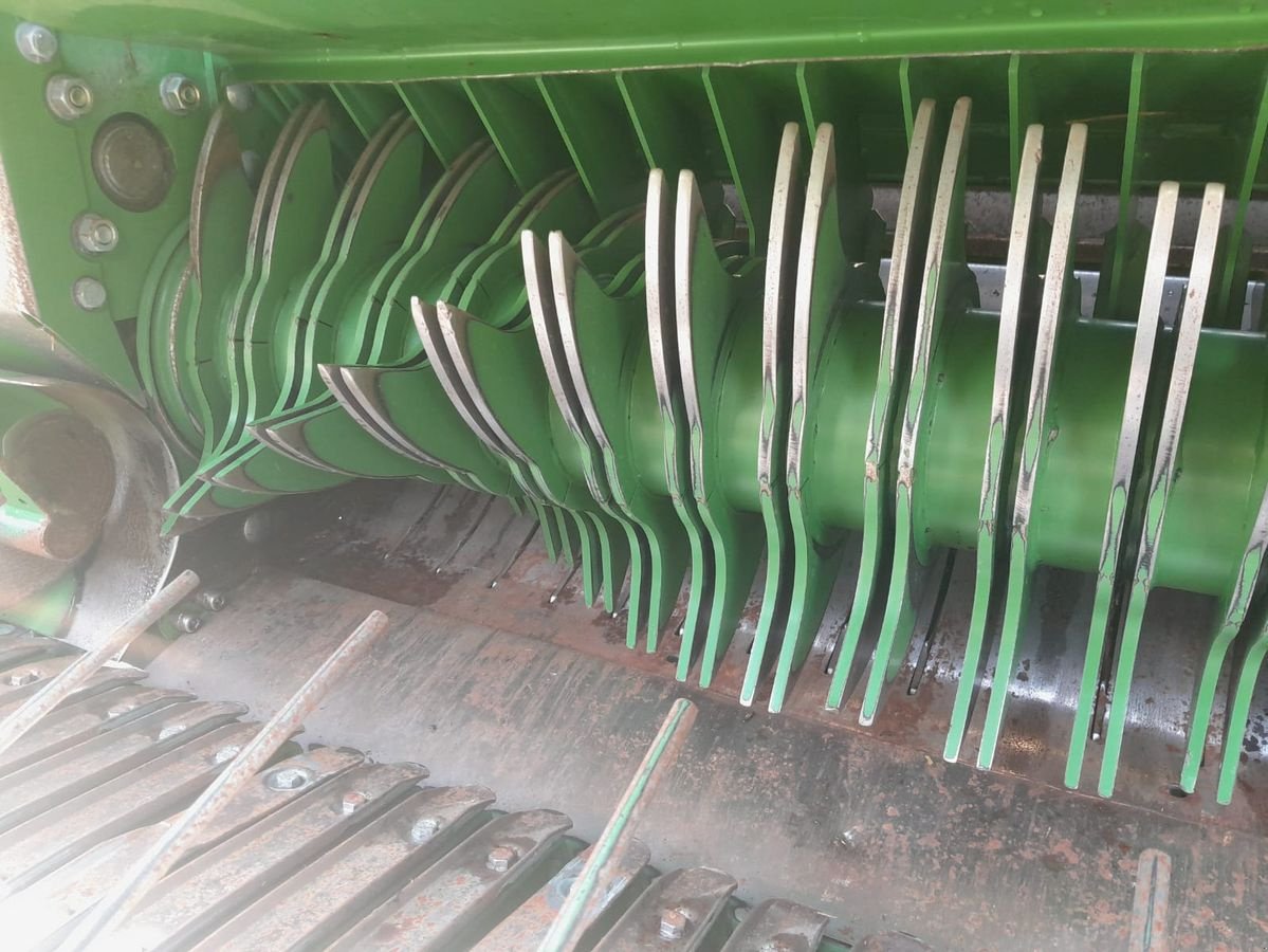 Rundballenpresse типа Krone F 1600 MC, Gebrauchtmaschine в Hopfgarten (Фотография 18)