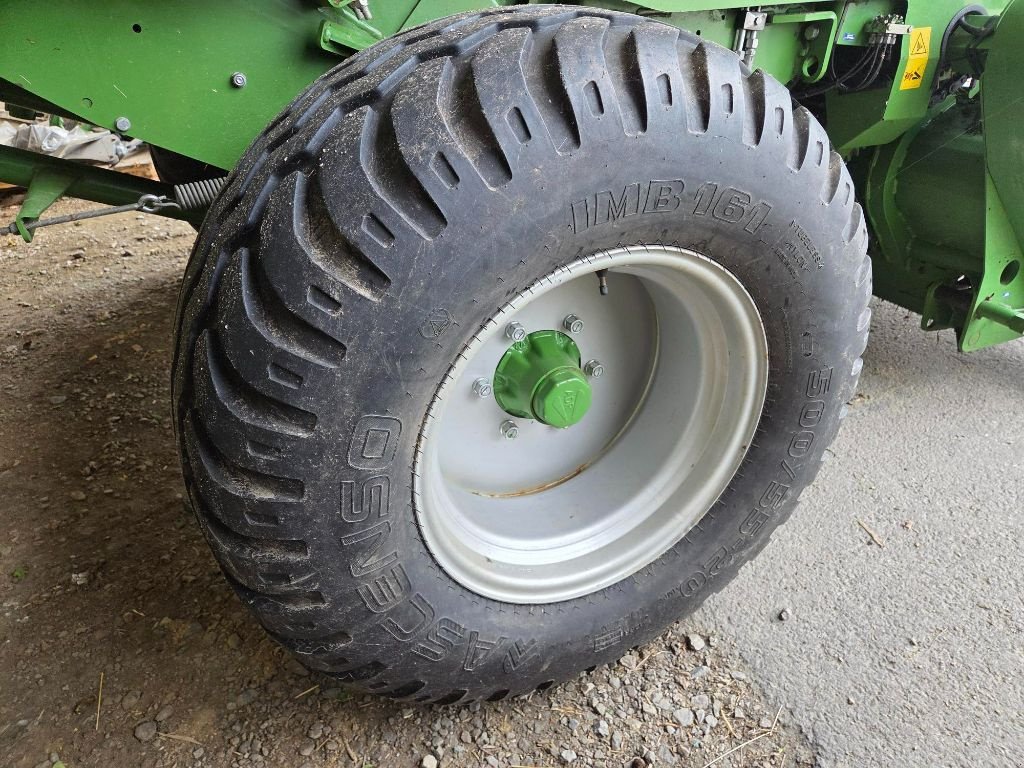 Rundballenpresse типа Krone F155xc, Gebrauchtmaschine в SAINTENY (Фотография 6)