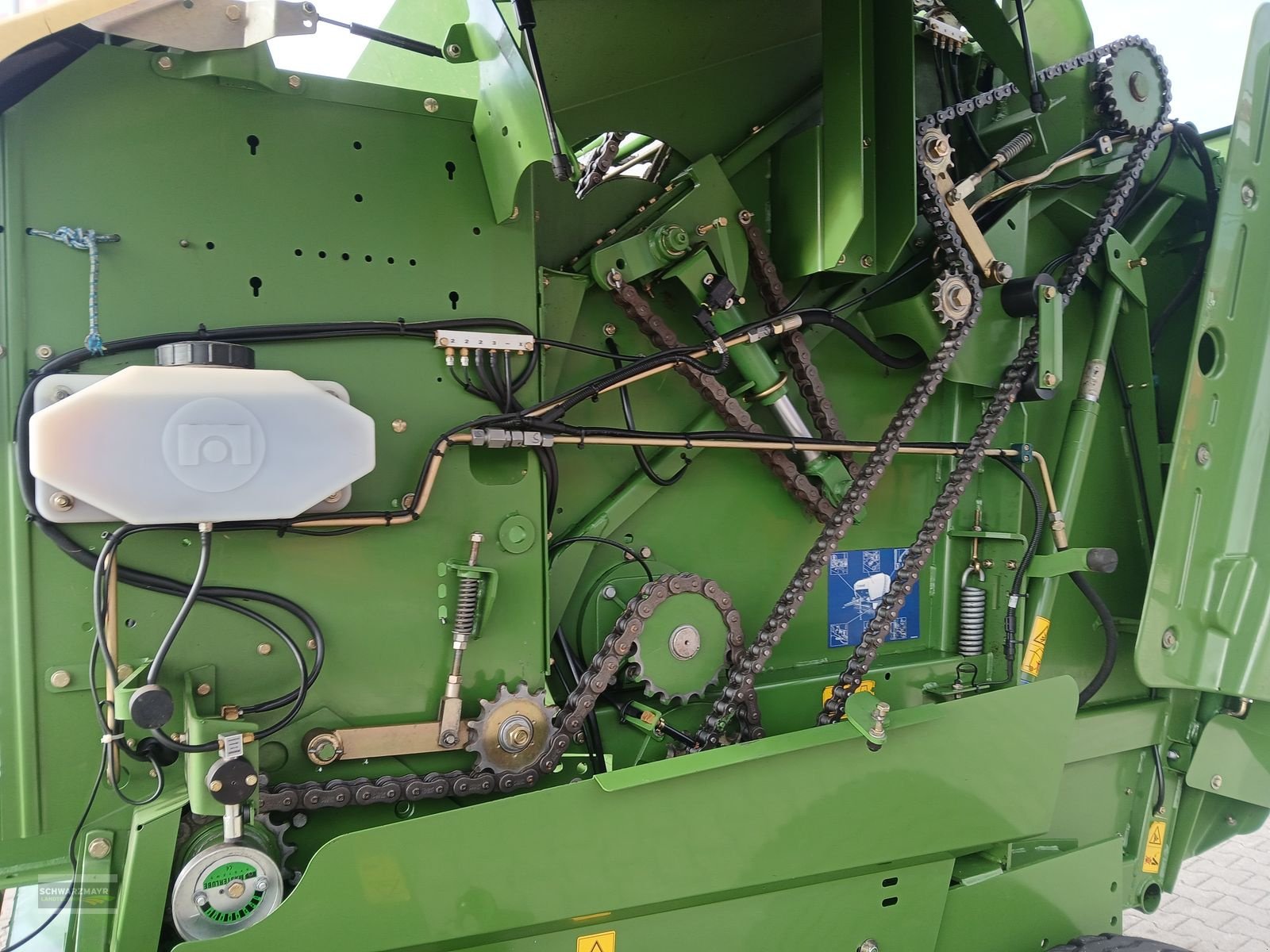 Rundballenpresse des Typs Krone Fortima 1500 Multi Cut (1500 MC), Gebrauchtmaschine in Aurolzmünster (Bild 11)