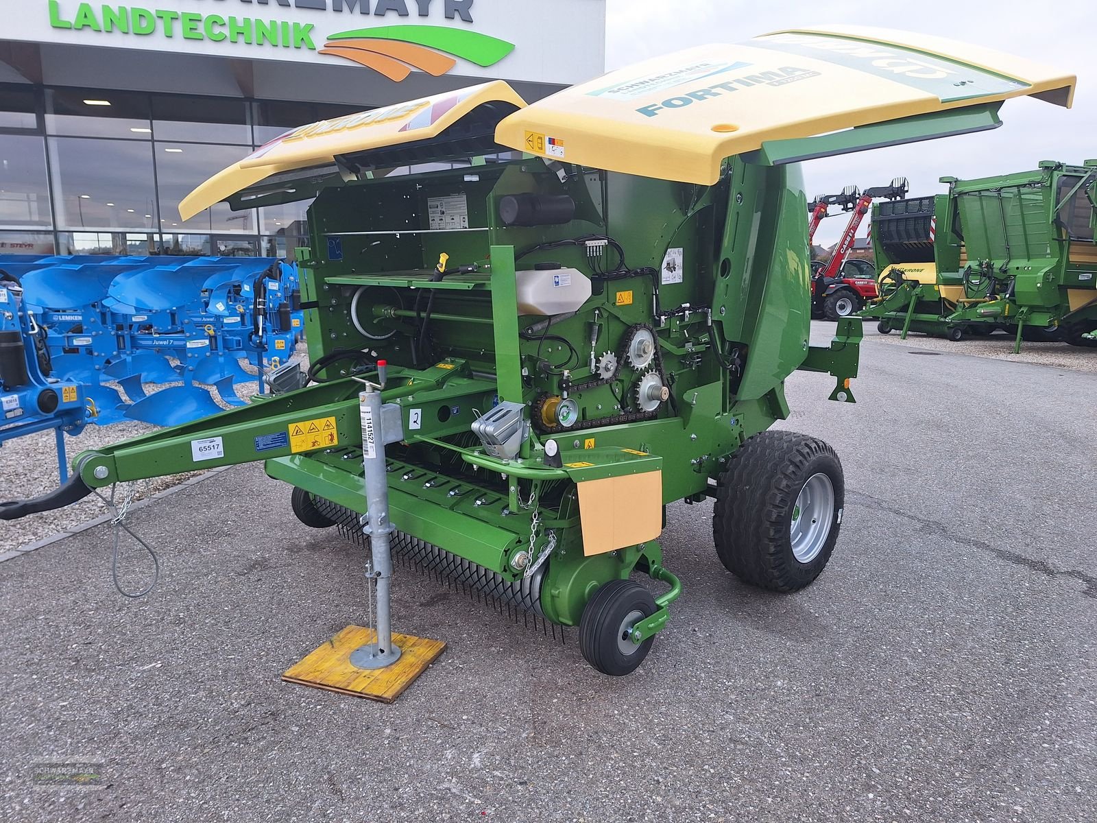 Rundballenpresse des Typs Krone Fortima F 1250 MC, Neumaschine in Aurolzmünster (Bild 13)