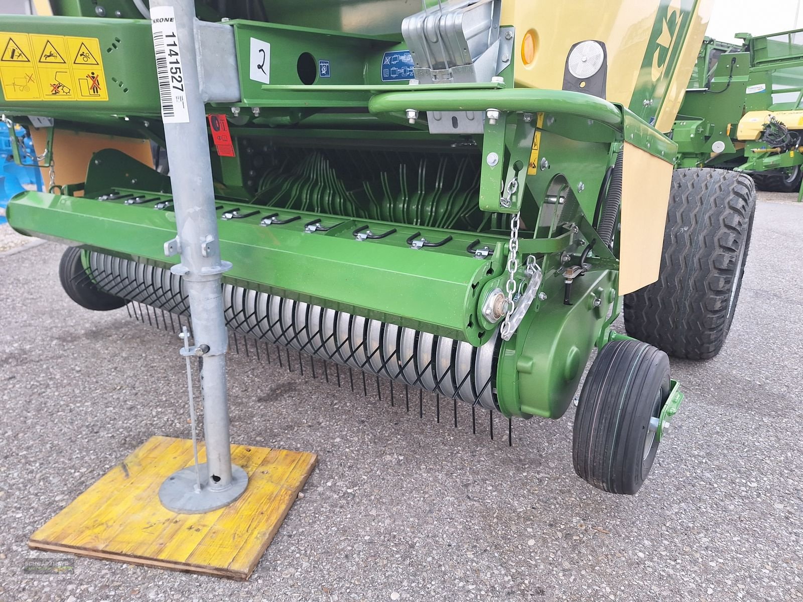 Rundballenpresse des Typs Krone Fortima F 1250 MC, Neumaschine in Aurolzmünster (Bild 8)