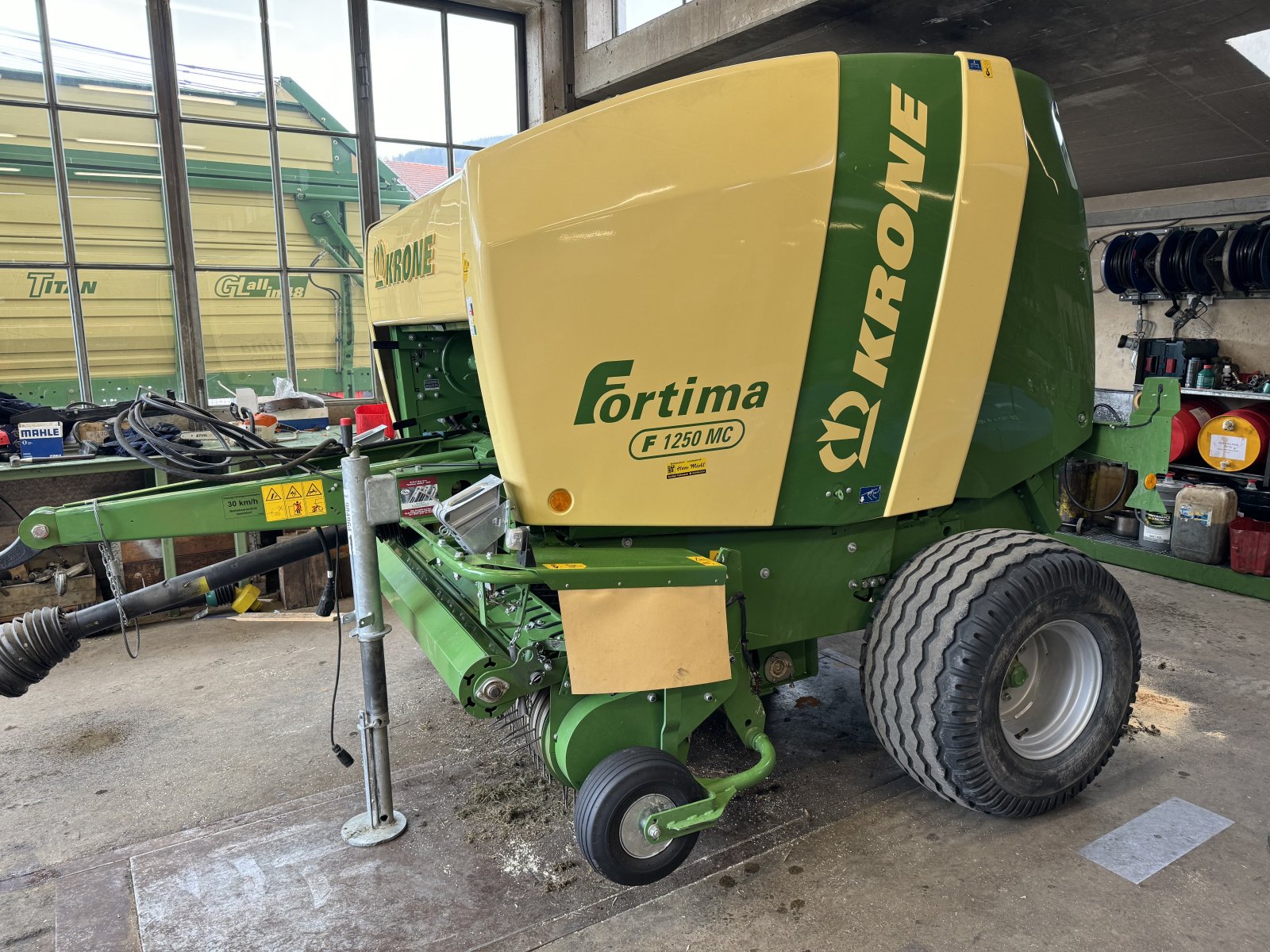 Rundballenpresse typu Krone Fortima F 1250 MC, Gebrauchtmaschine w Au (Zdjęcie 1)