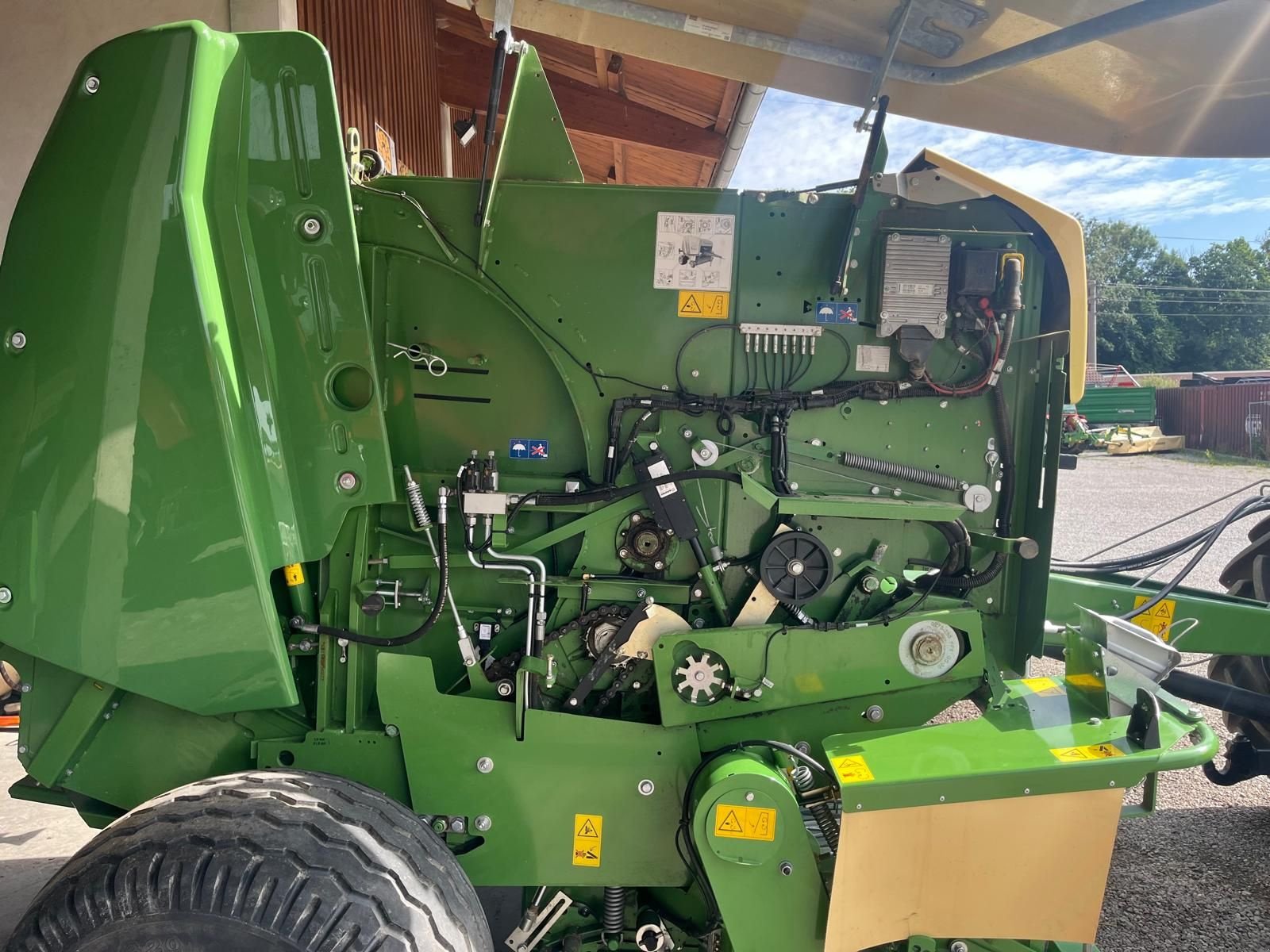 Rundballenpresse типа Krone Fortima F 1250 MC, Gebrauchtmaschine в Epfach  (Фотография 5)