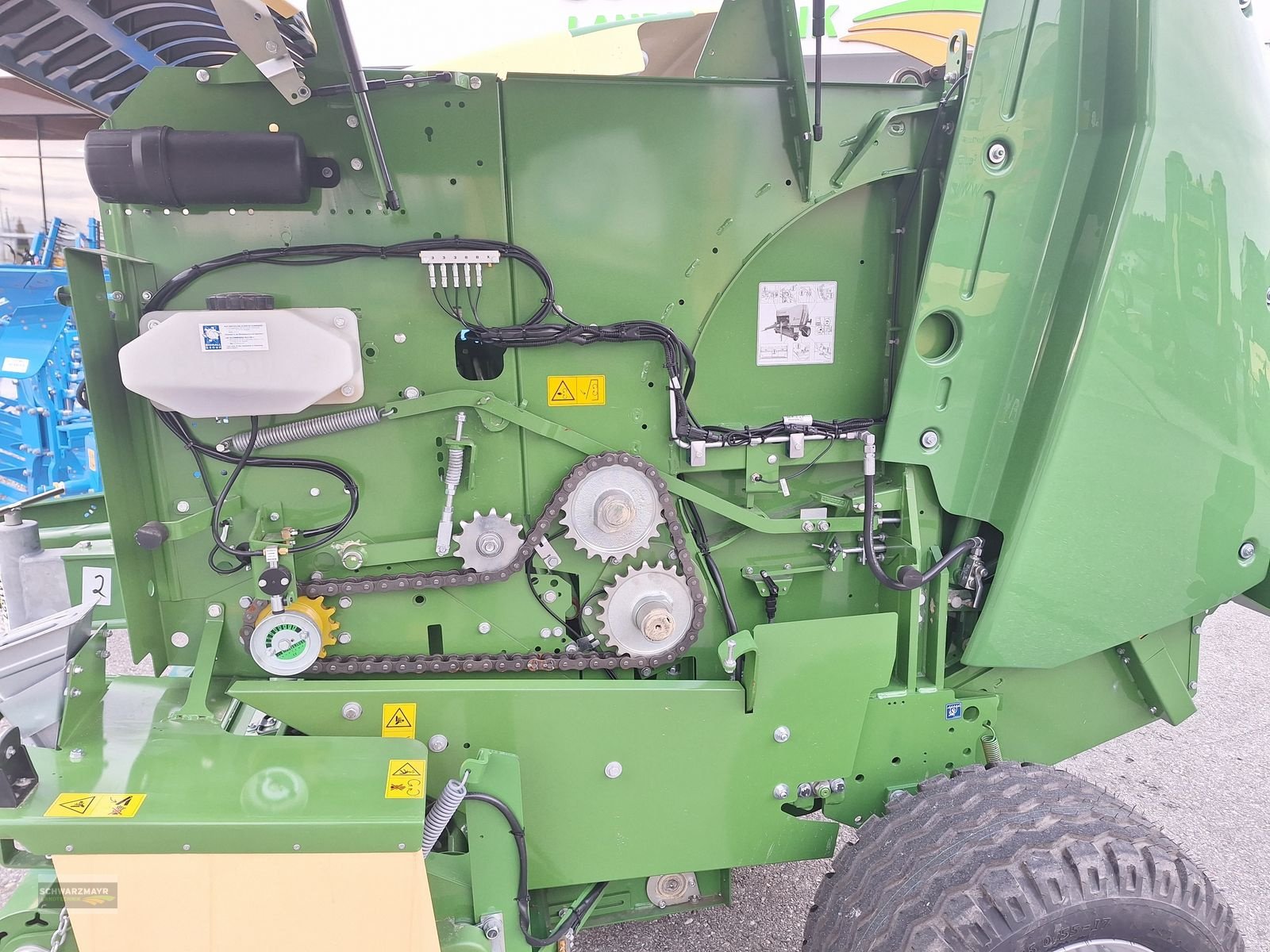 Rundballenpresse des Typs Krone Fortima F 1250 MC, Neumaschine in Gampern (Bild 12)