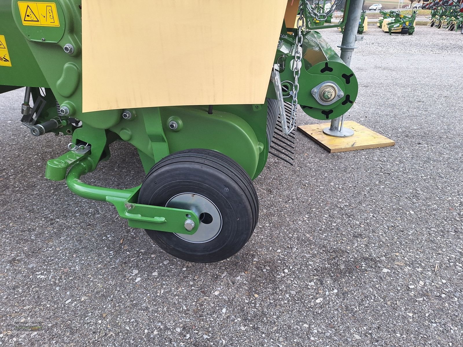 Rundballenpresse des Typs Krone Fortima F 1250 MC, Neumaschine in Gampern (Bild 10)