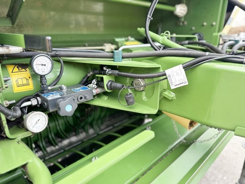 Rundballenpresse des Typs Krone Fortima V 1500 MC Rundballenpresse, Gebrauchtmaschine in St. Marienkirchen (Bild 5)