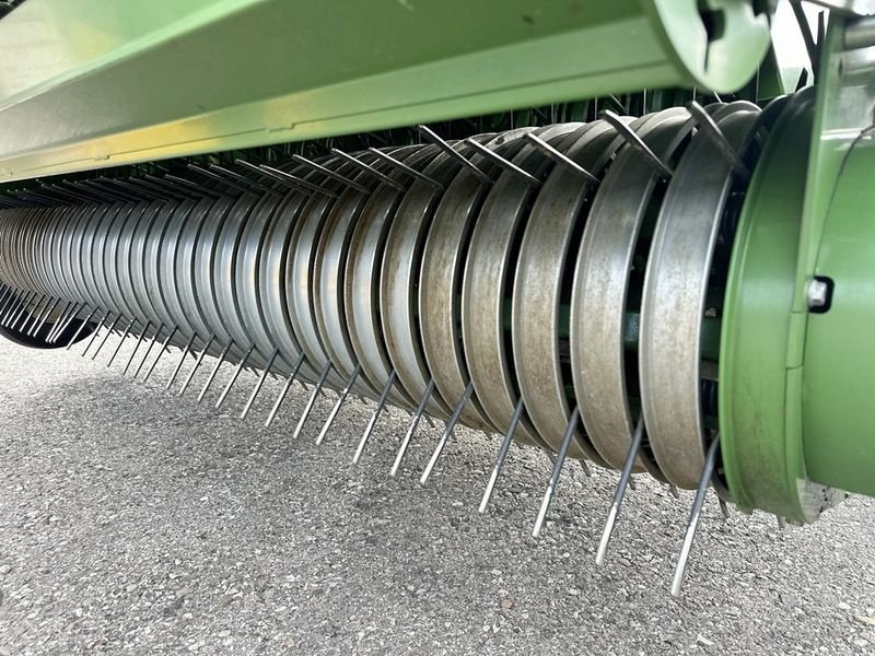 Rundballenpresse des Typs Krone Fortima V 1500 MC Rundballenpresse, Gebrauchtmaschine in St. Marienkirchen (Bild 9)