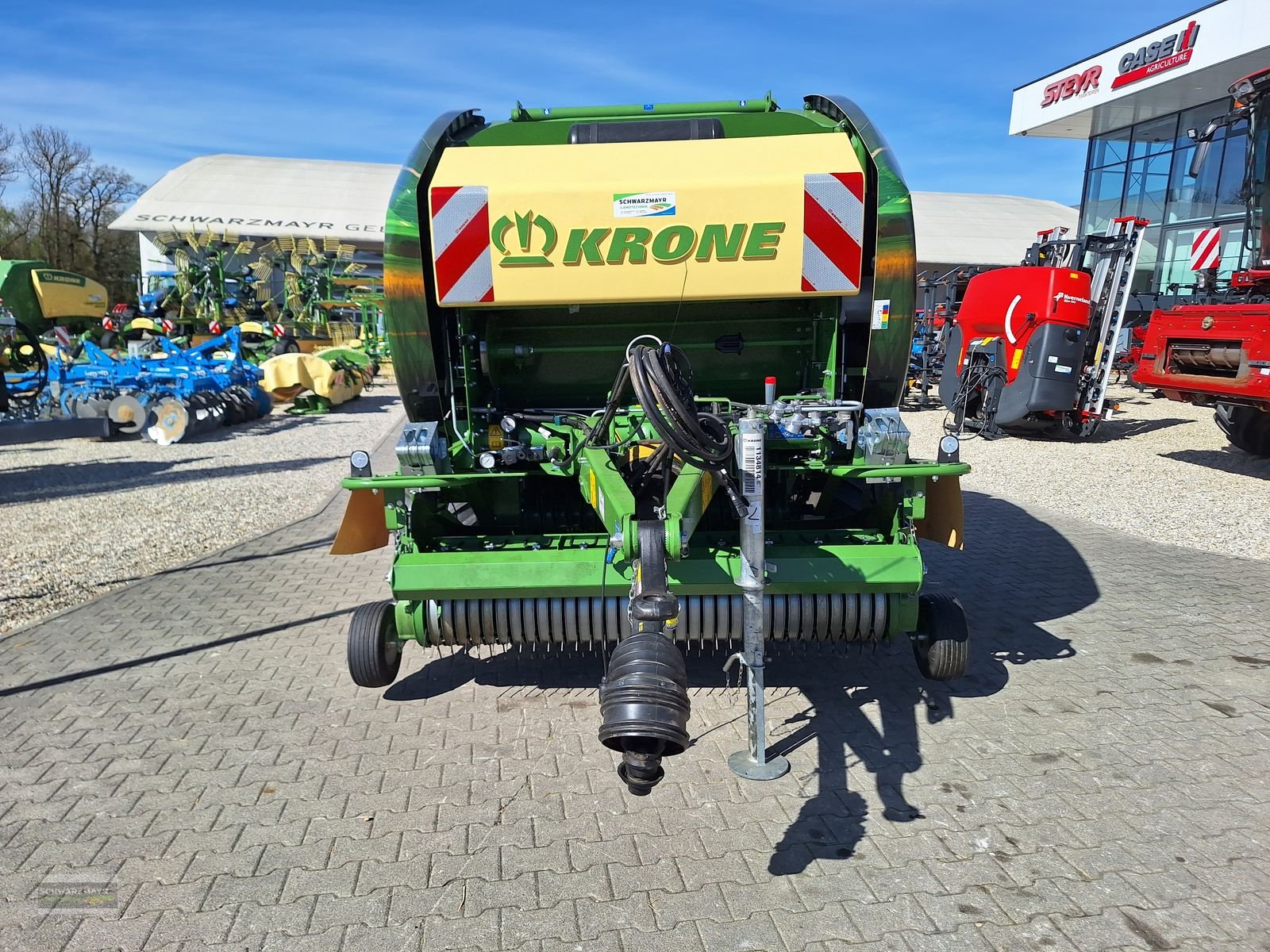 Rundballenpresse des Typs Krone Fortima V 1500 MC, Neumaschine in Aurolzmünster (Bild 9)