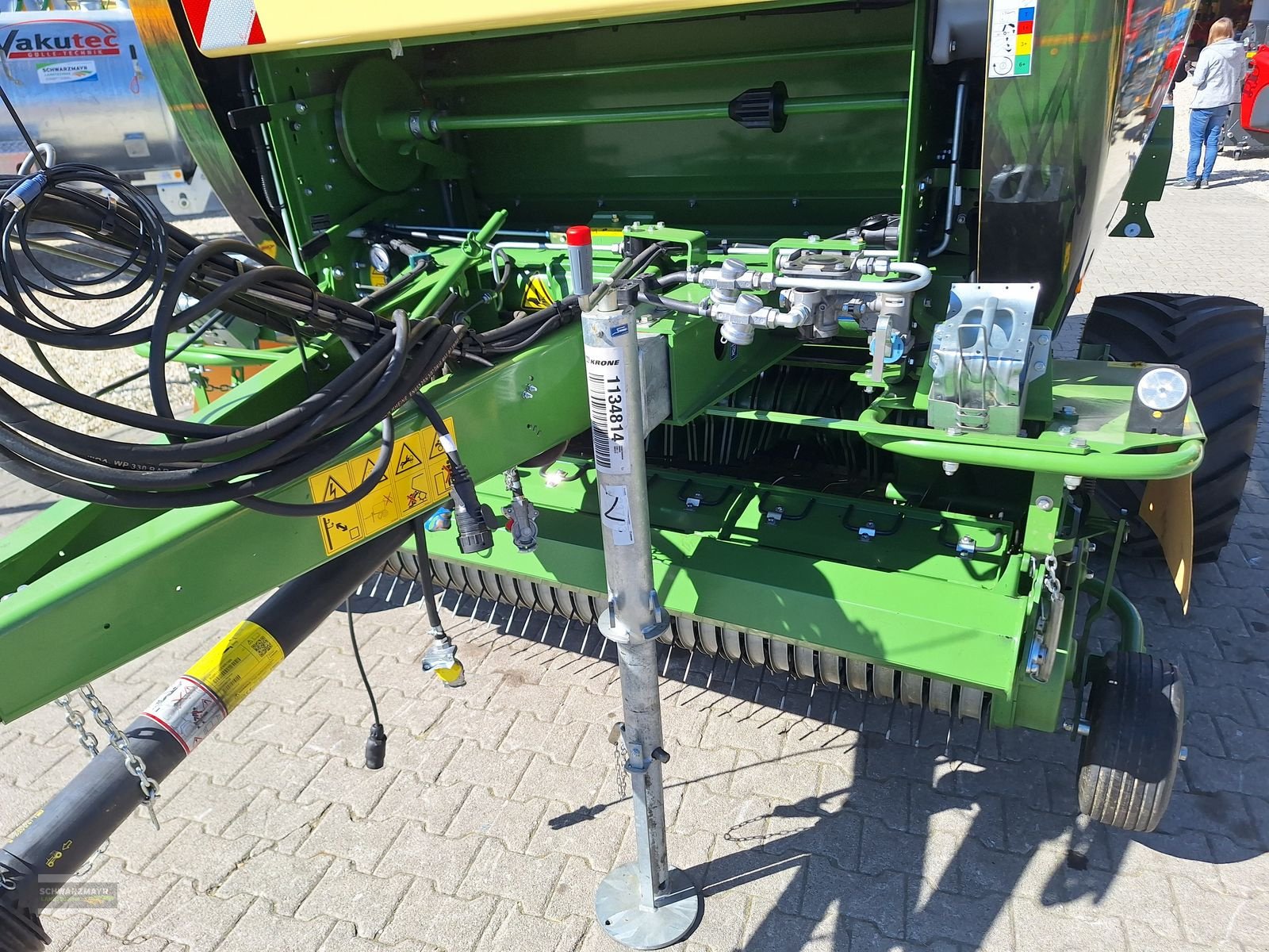 Rundballenpresse des Typs Krone Fortima V 1500 MC, Neumaschine in Aurolzmünster (Bild 10)