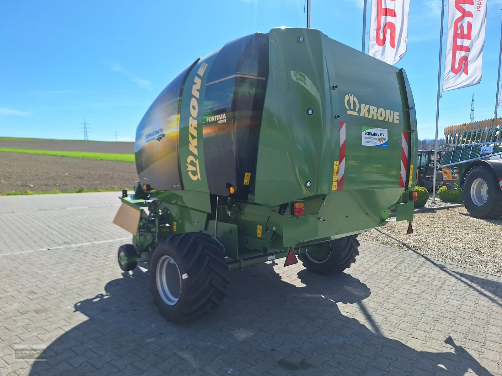 Rundballenpresse des Typs Krone Fortima V 1500 MC, Neumaschine in Aurolzmünster (Bild 5)