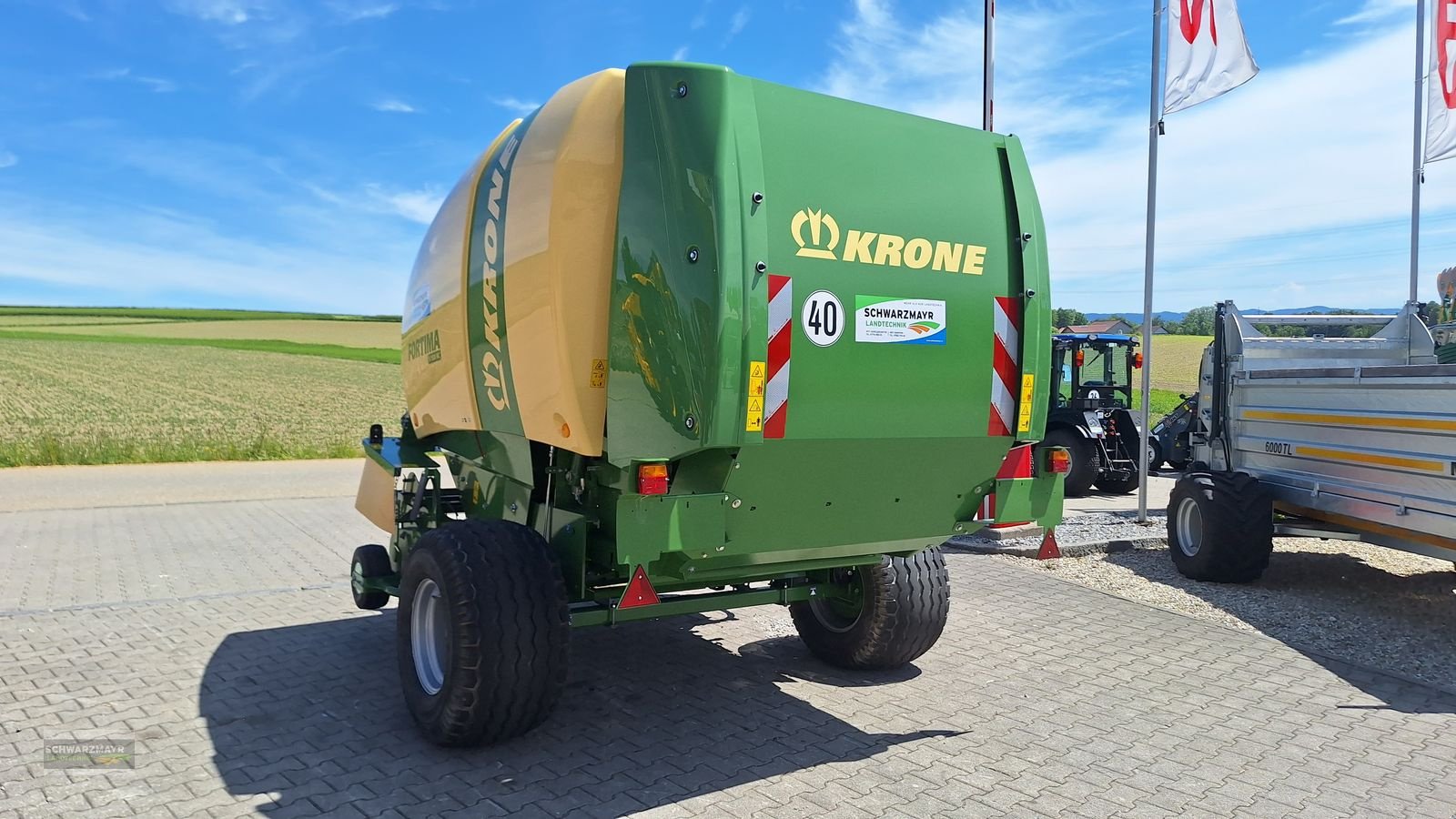 Rundballenpresse des Typs Krone Fortima V 1500 MC, Neumaschine in Aurolzmünster (Bild 5)