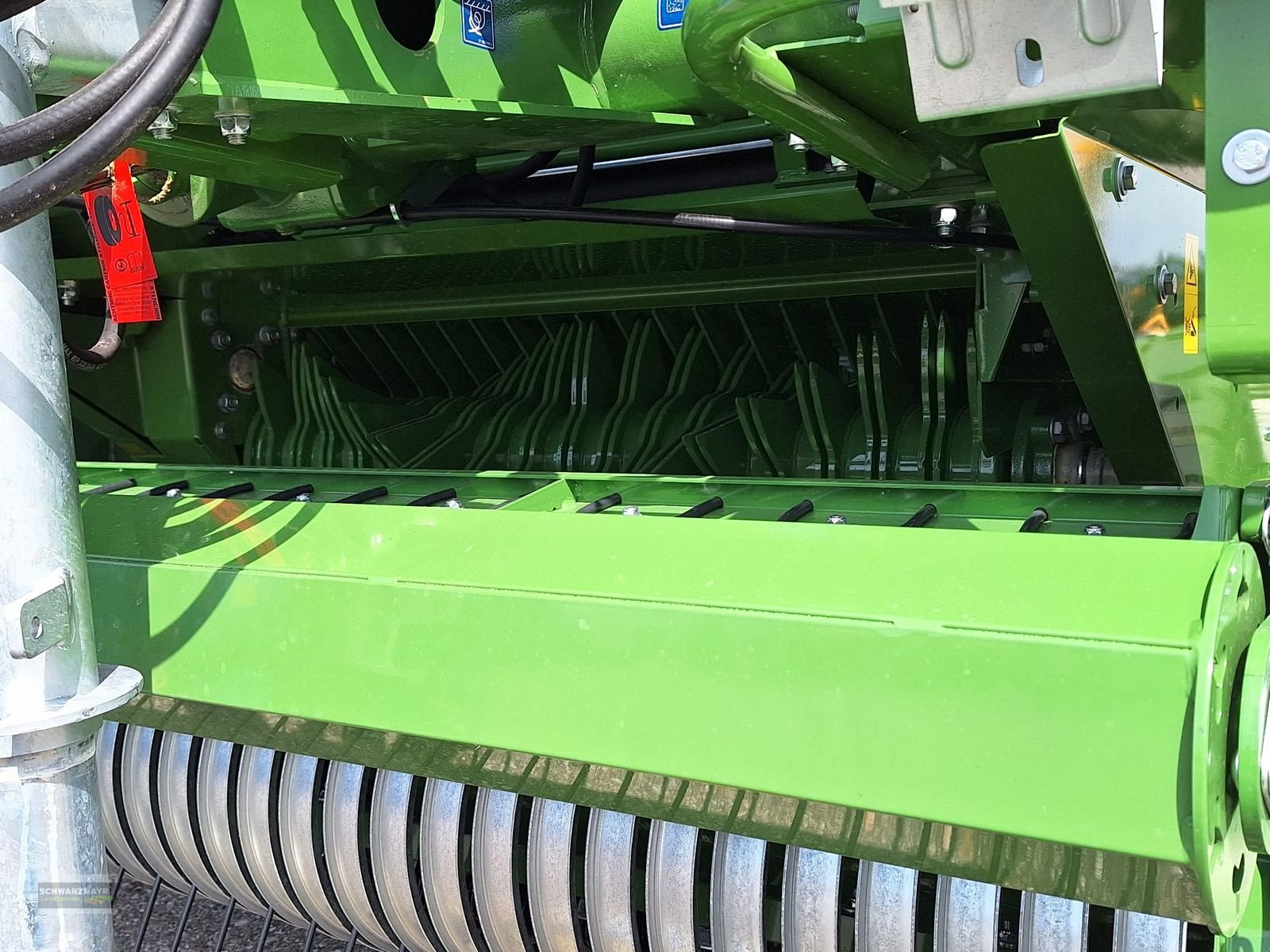 Rundballenpresse типа Krone Fortima V 1500 MC, Neumaschine в Aurolzmünster (Фотография 9)