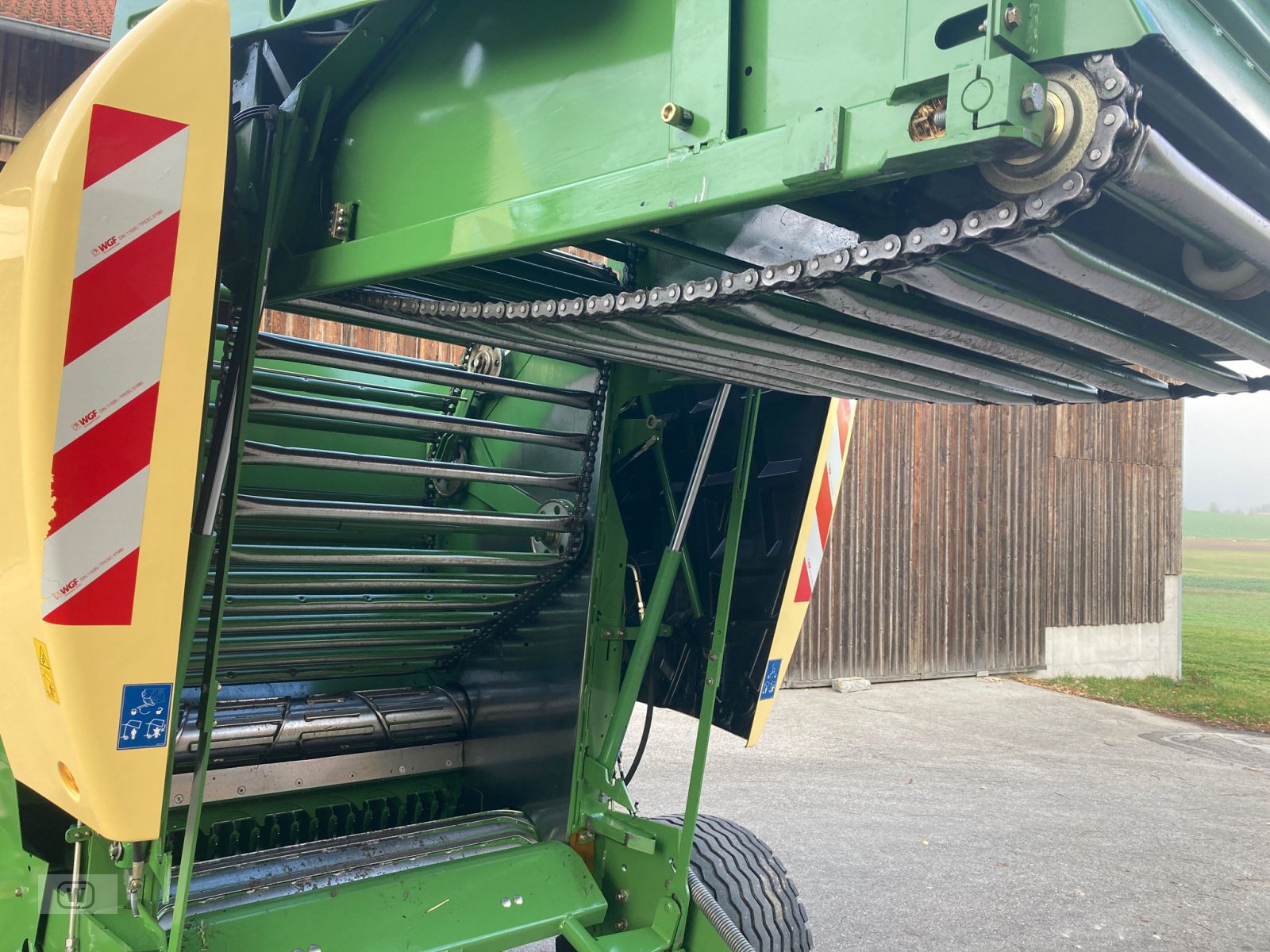 Rundballenpresse des Typs Krone Fortima V 1500 MC, Gebrauchtmaschine in Zell an der Pram (Bild 10)