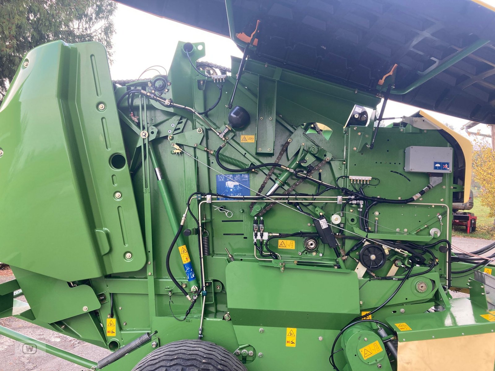 Rundballenpresse des Typs Krone Fortima V 1500 MC, Gebrauchtmaschine in Zell an der Pram (Bild 12)