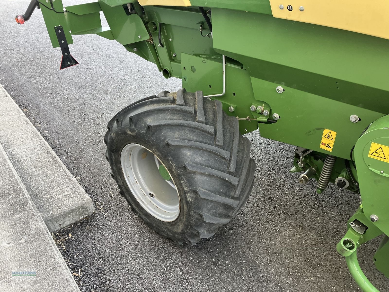 Rundballenpresse des Typs Krone Fortima V 1500 MC, Gebrauchtmaschine in Pettenbach (Bild 8)