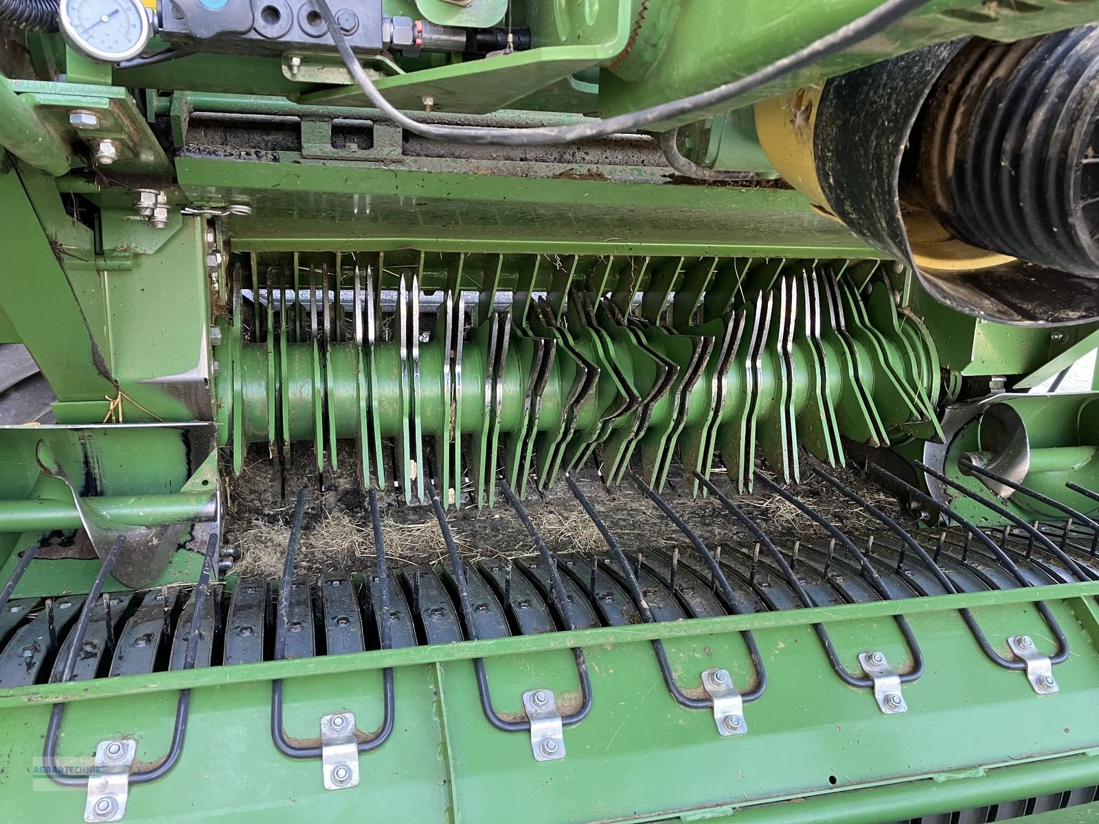 Rundballenpresse des Typs Krone Fortima V 1500 MC, Gebrauchtmaschine in Pettenbach (Bild 7)