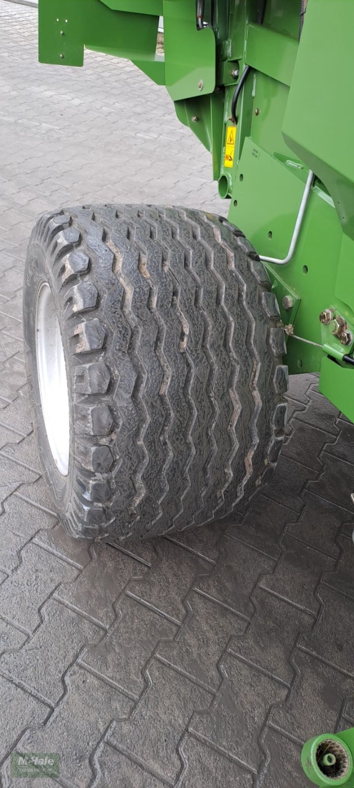 Rundballenpresse van het type Krone Fortima V 1500 MC, Gebrauchtmaschine in Borgholzhausen (Foto 15)