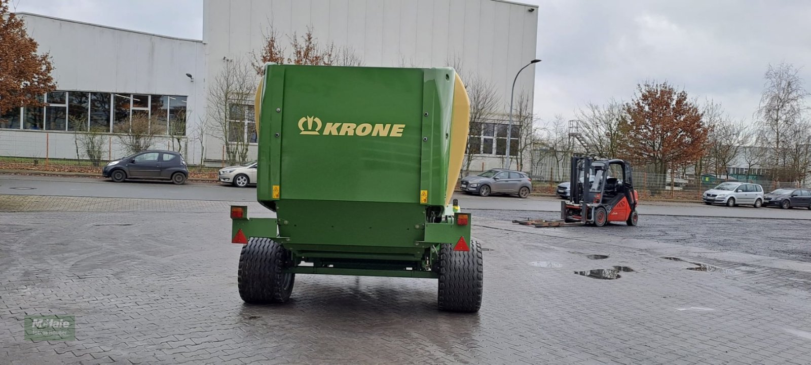 Rundballenpresse van het type Krone Fortima V 1500 MC, Gebrauchtmaschine in Borgholzhausen (Foto 4)