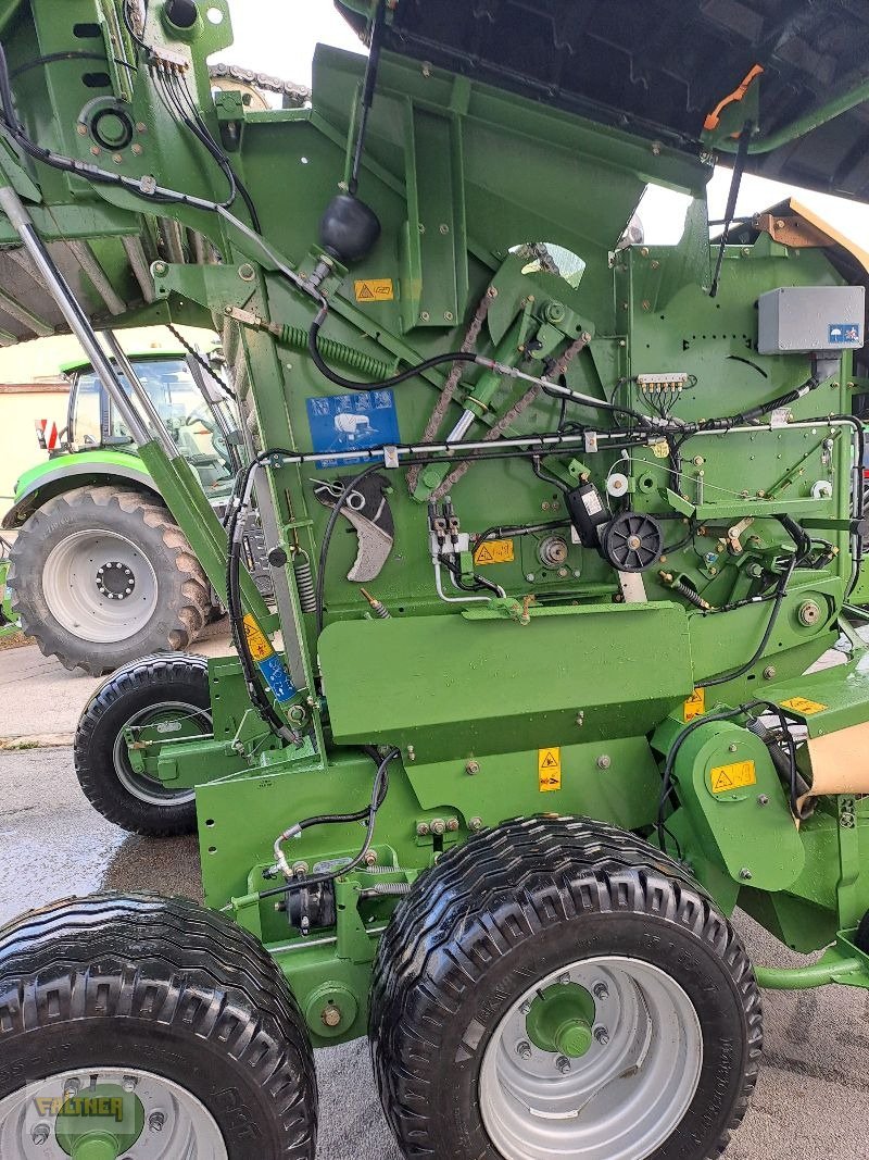 Rundballenpresse typu Krone Fortima V 1500 MC, Gebrauchtmaschine v Büchlberg (Obrázek 9)