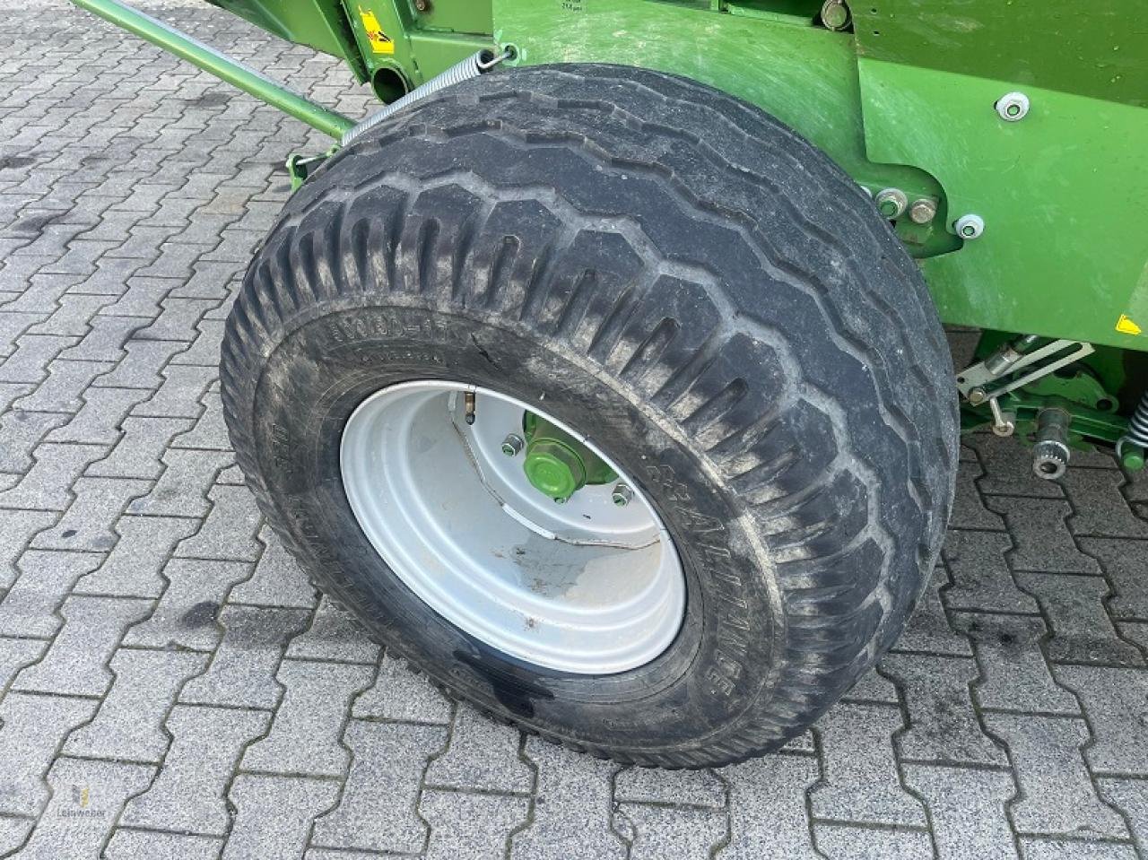 Rundballenpresse typu Krone Fortima V 1500 MC, Gebrauchtmaschine v Neuhof - Dorfborn (Obrázek 8)