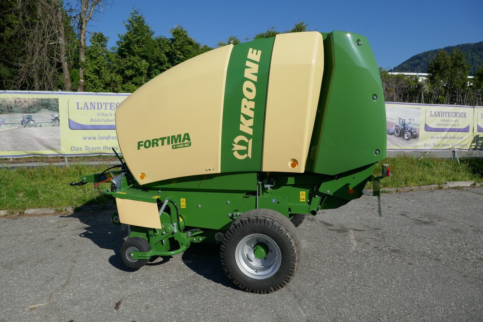 Rundballenpresse типа Krone Fortima V 1500 MC, Gebrauchtmaschine в Villach (Фотография 3)