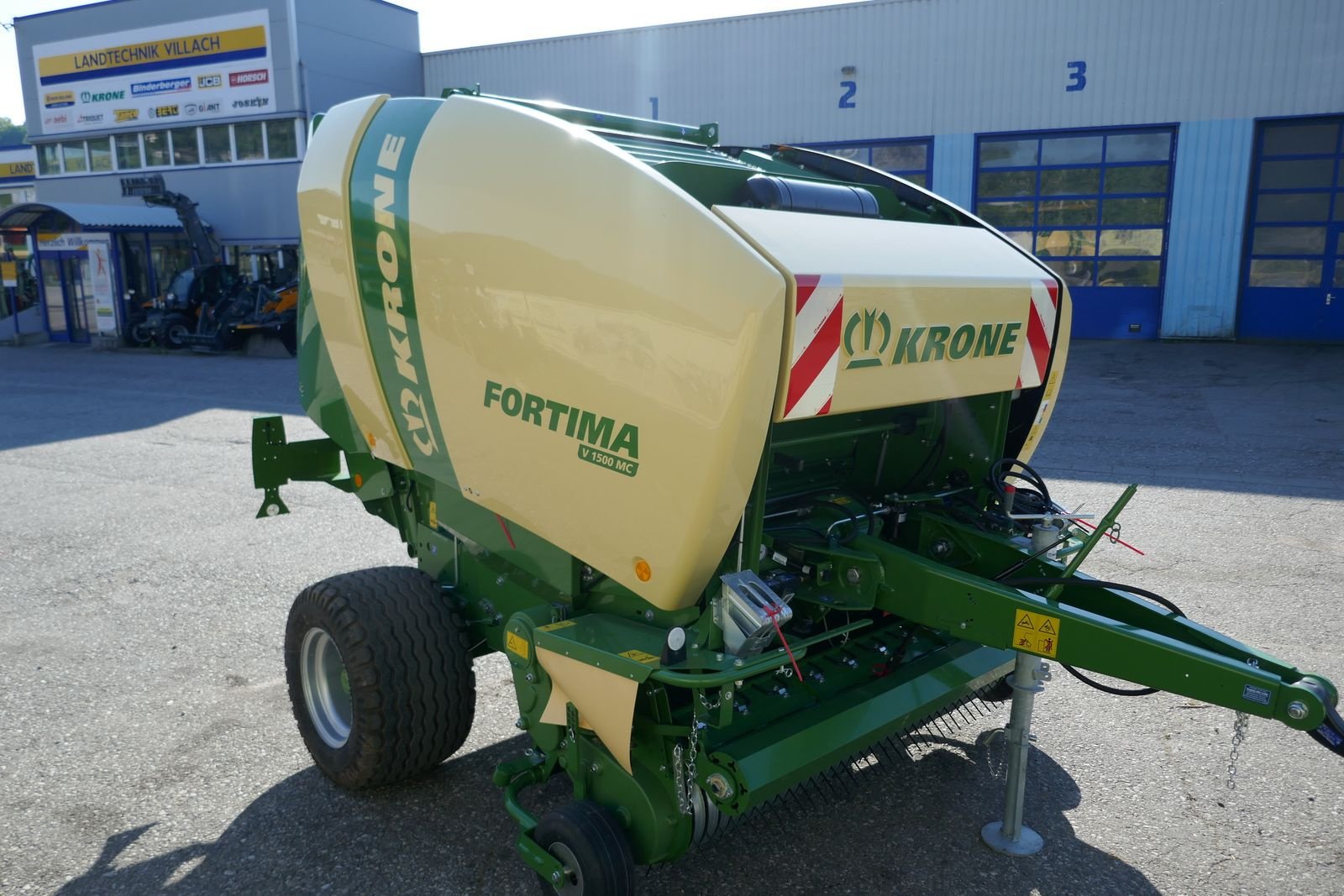 Rundballenpresse типа Krone Fortima V 1500 MC, Gebrauchtmaschine в Villach (Фотография 8)