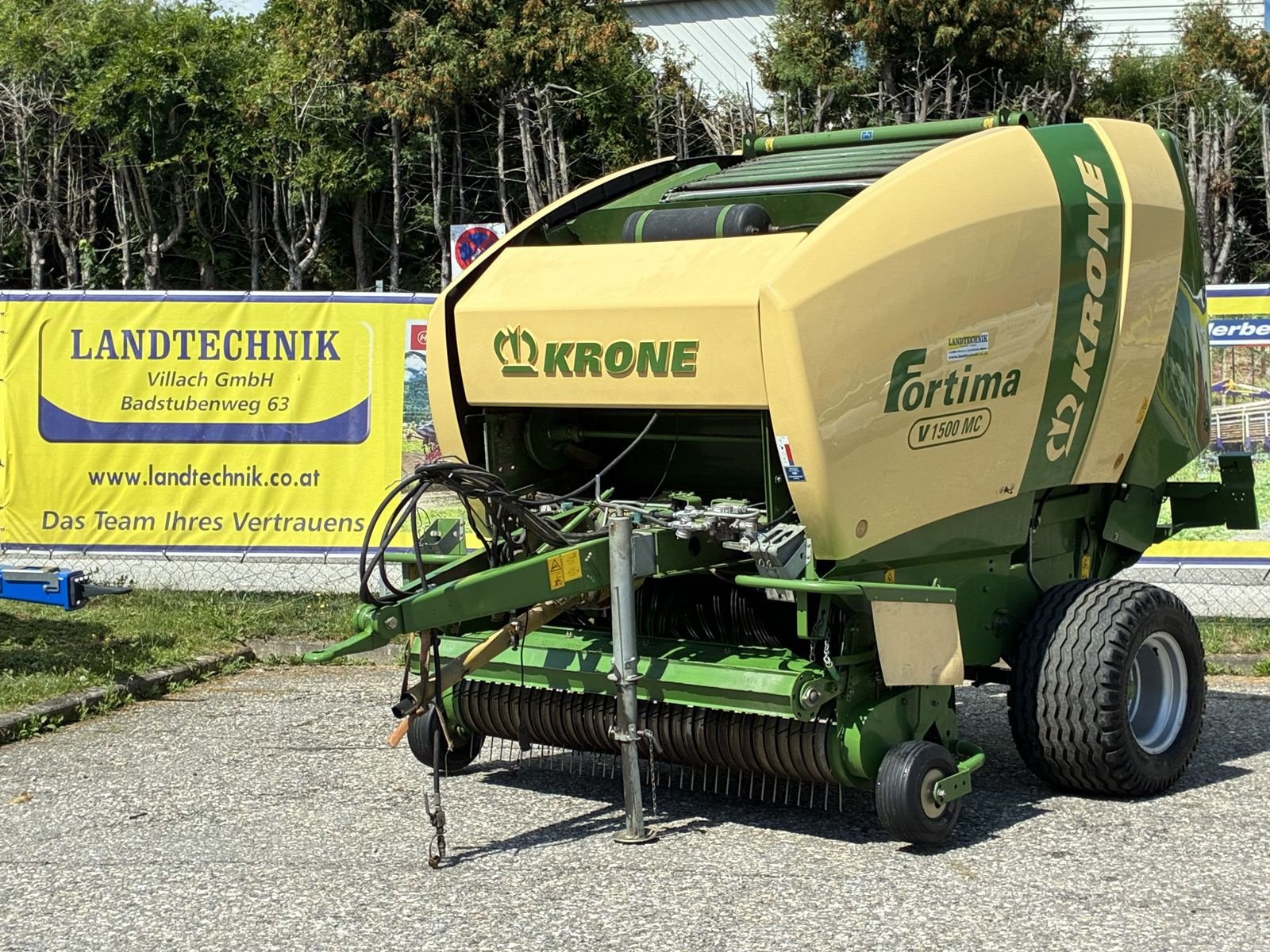 Rundballenpresse des Typs Krone Fortima V 1500 MC, Gebrauchtmaschine in Villach (Bild 2)