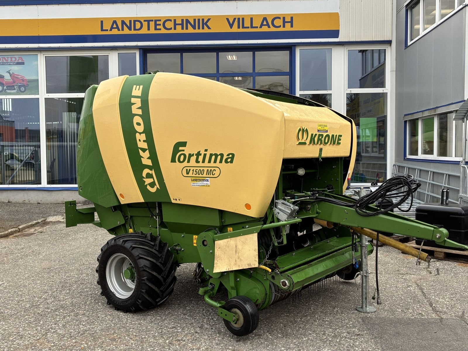 Rundballenpresse des Typs Krone Fortima V 1500 MC, Gebrauchtmaschine in Villach (Bild 2)