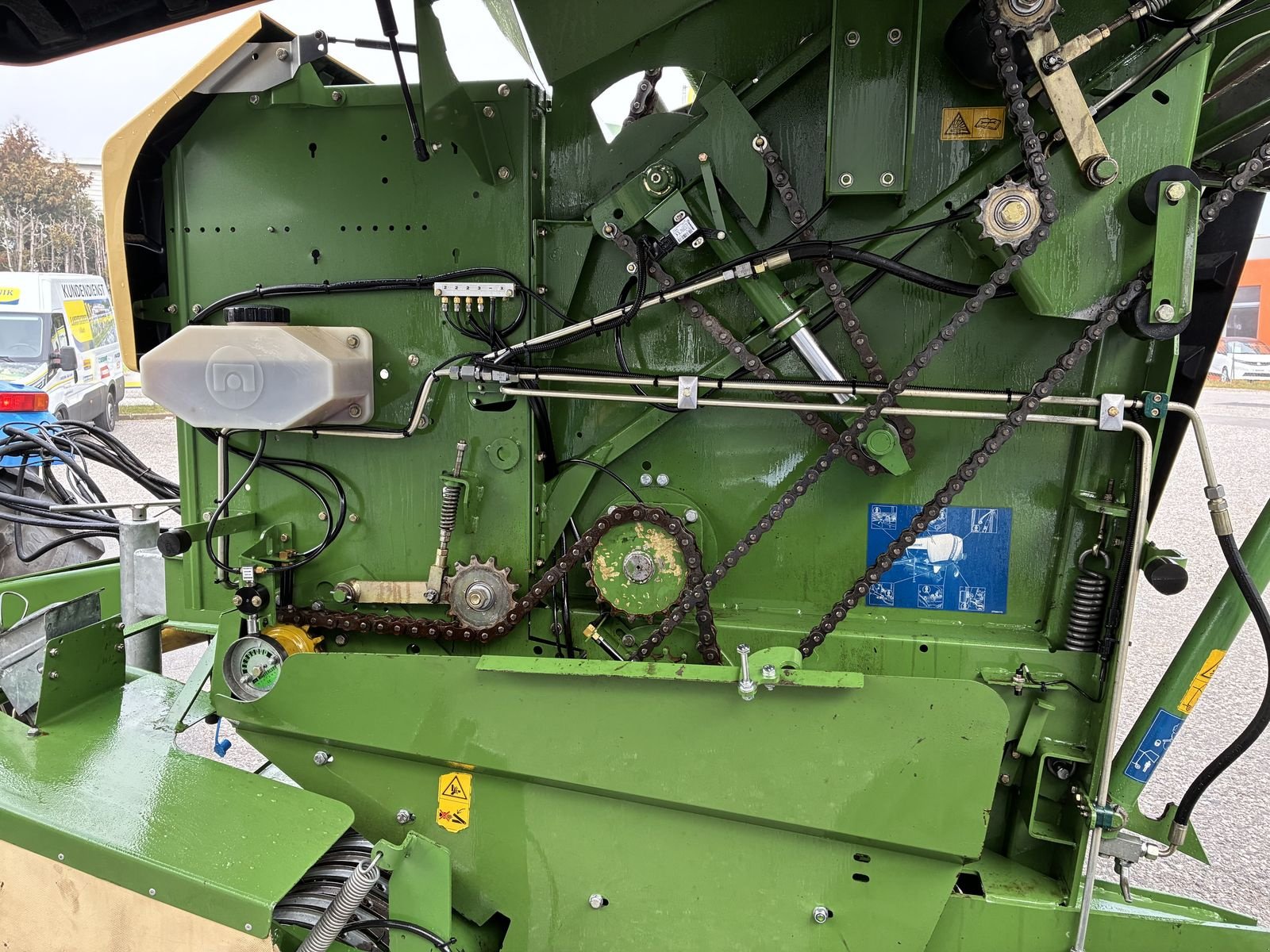 Rundballenpresse des Typs Krone Fortima V 1500 MC, Gebrauchtmaschine in Villach (Bild 9)