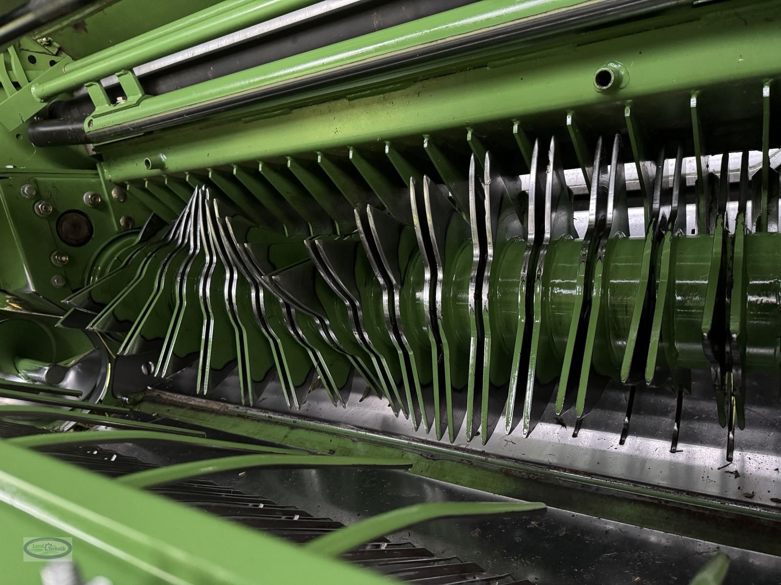 Rundballenpresse des Typs Krone Fortima V 1500 MC, Gebrauchtmaschine in Münzkirchen (Bild 3)