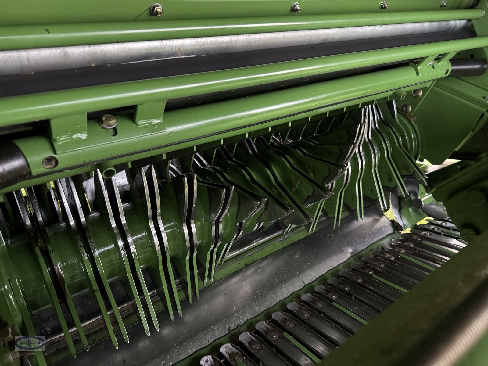 Rundballenpresse des Typs Krone Fortima V 1500 MC, Gebrauchtmaschine in Münzkirchen (Bild 12)