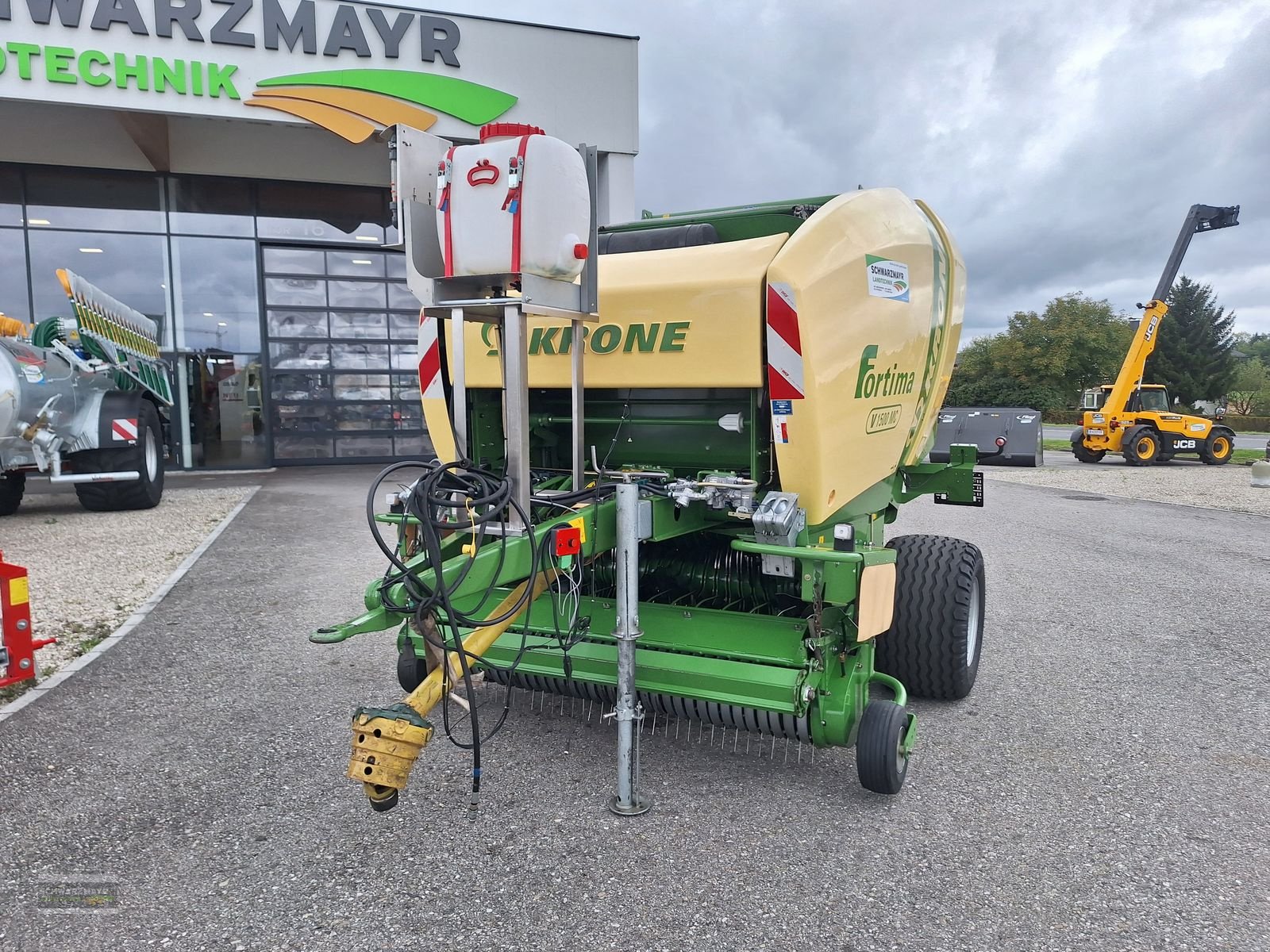 Rundballenpresse типа Krone Fortima V 1500 MC, Gebrauchtmaschine в Gampern (Фотография 2)