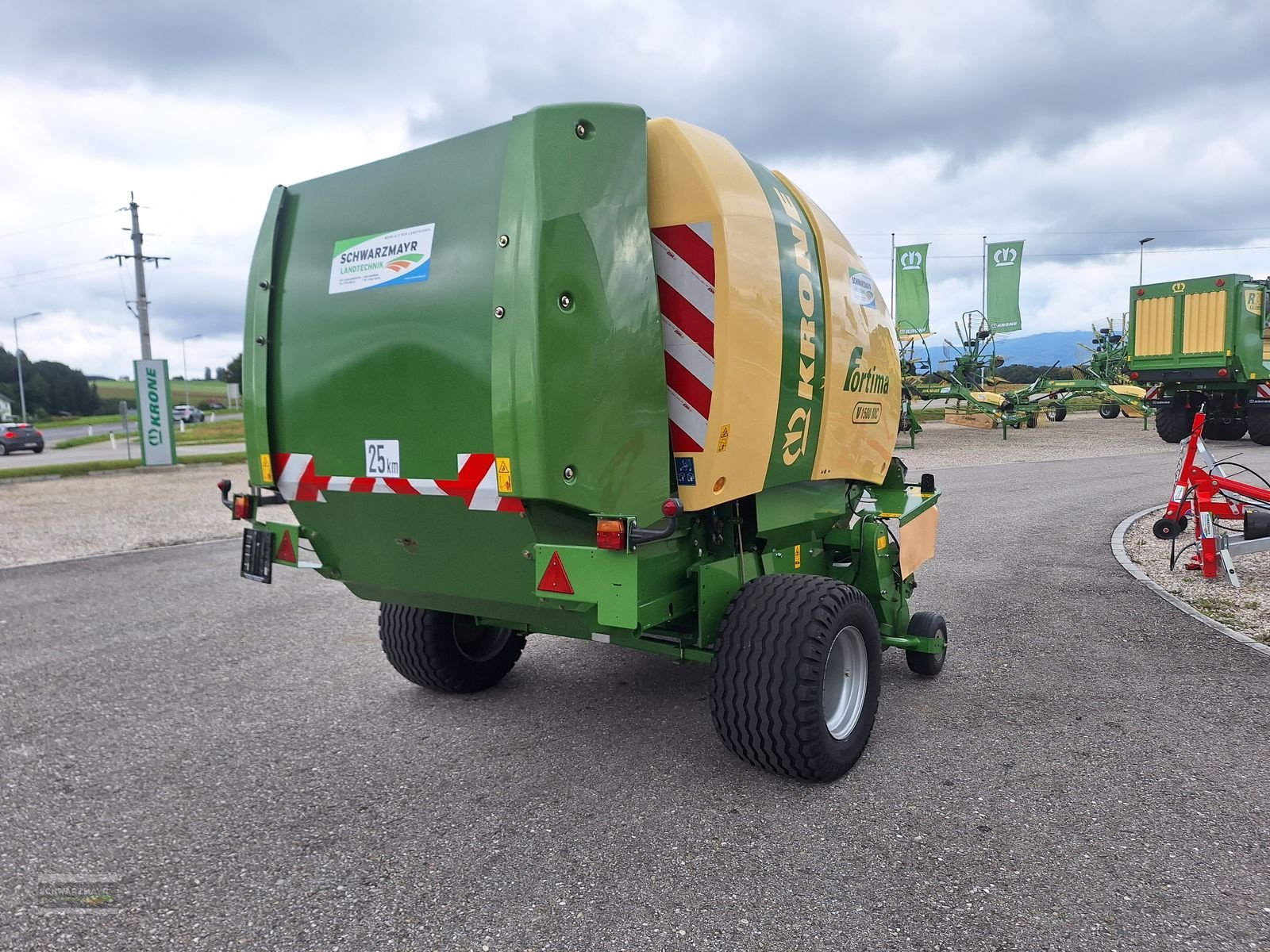 Rundballenpresse типа Krone Fortima V 1500 MC, Gebrauchtmaschine в Gampern (Фотография 7)
