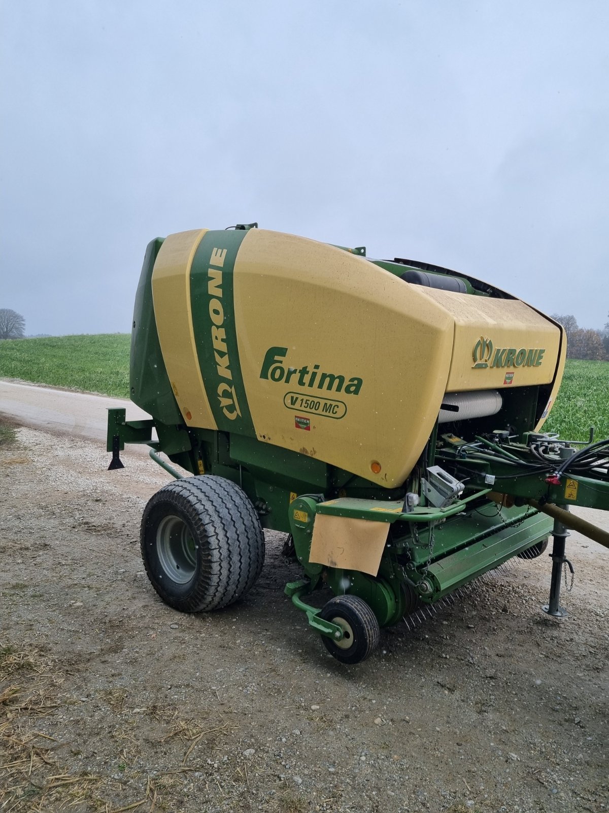 Rundballenpresse typu Krone Fortima V 1500 MC, Gebrauchtmaschine v Kranzberg (Obrázek 1)