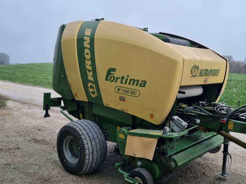 Rundballenpresse typu Krone Fortima V 1500 MC, Gebrauchtmaschine v Kranzberg (Obrázek 1)