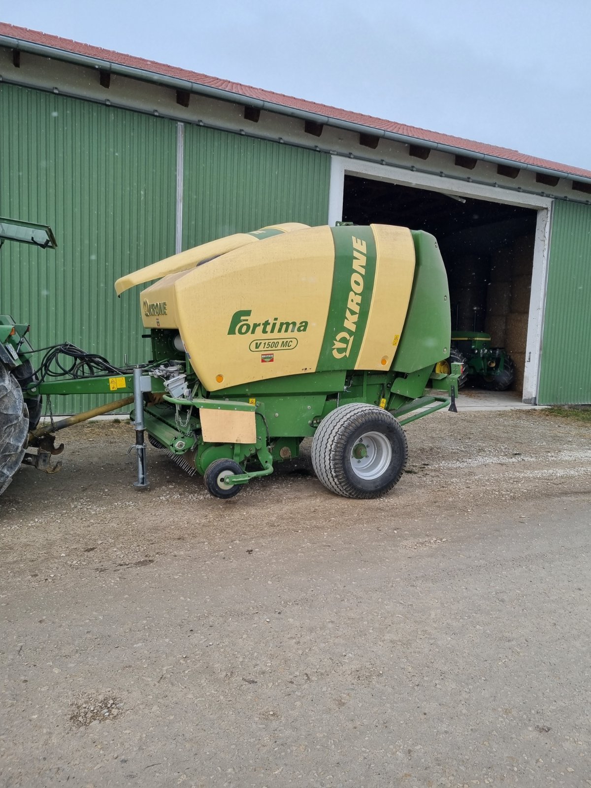 Rundballenpresse typu Krone Fortima V 1500 MC, Gebrauchtmaschine v Kranzberg (Obrázek 7)