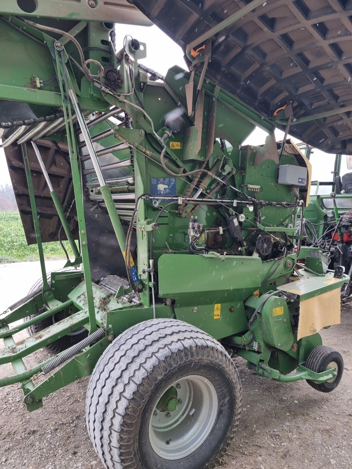 Rundballenpresse typu Krone Fortima V 1500 MC, Gebrauchtmaschine v Kranzberg (Obrázek 9)