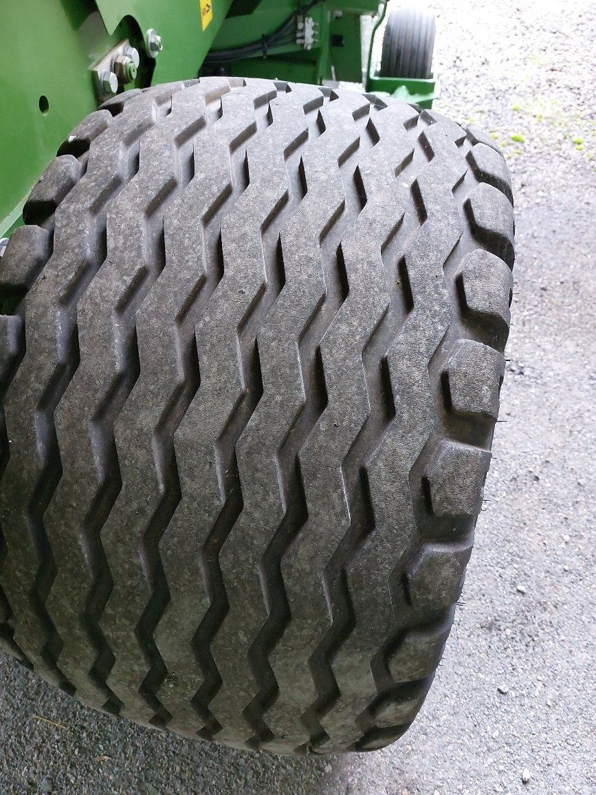 Rundballenpresse Türe ait Krone Fortima V1500MC, Gebrauchtmaschine içinde LACAPELLE-MARIVAL (resim 5)