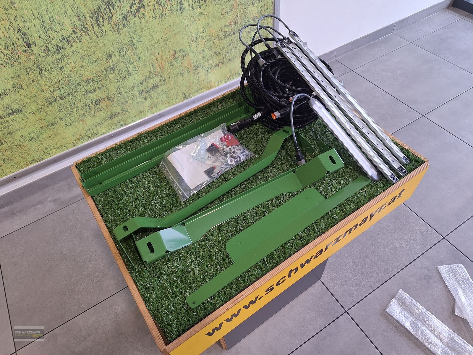 Rundballenpresse des Typs Krone LED Arbeitsbeleuchtung, Neumaschine in Gampern (Bild 2)