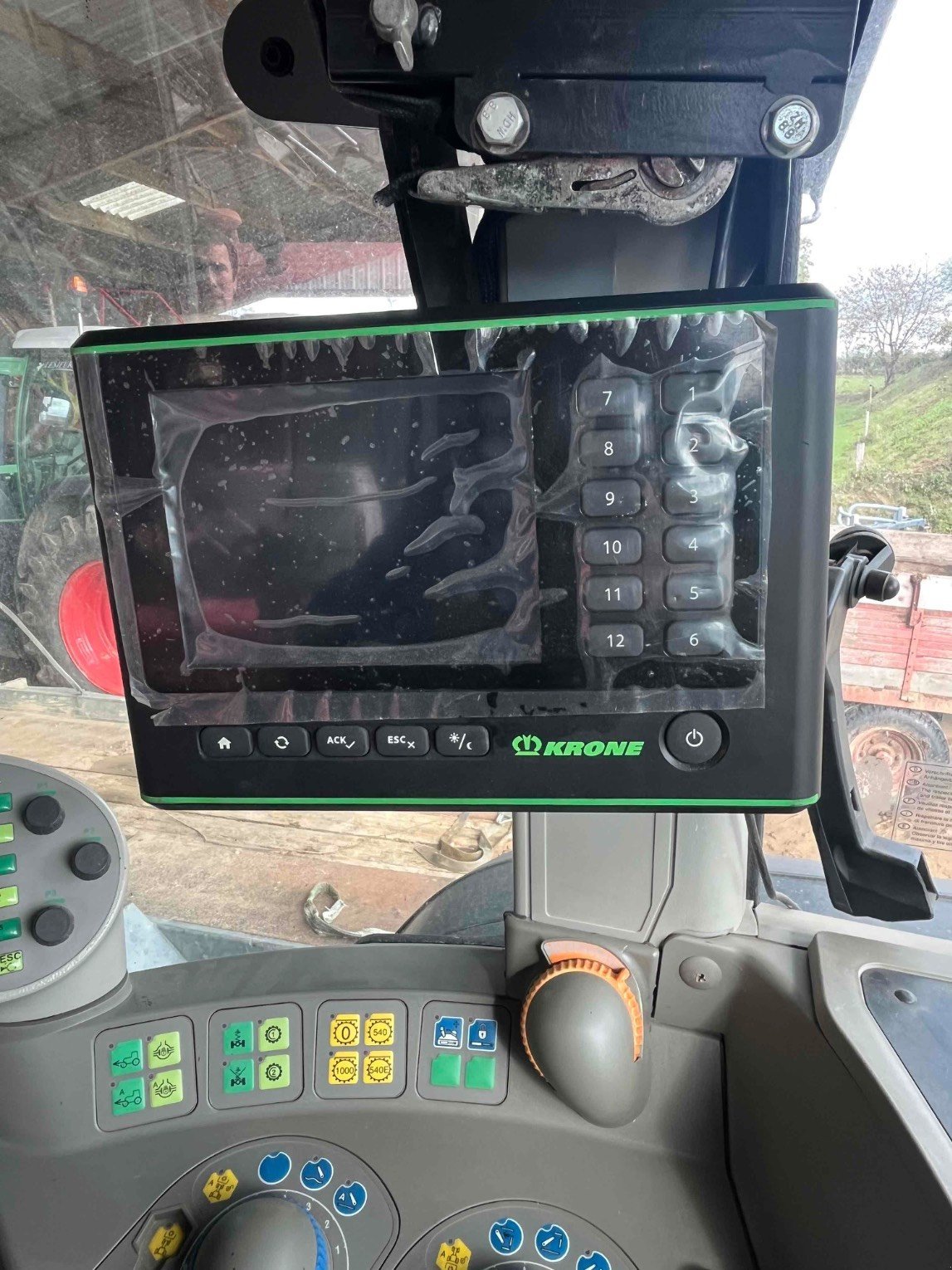 Rundballenpresse typu Krone Presse à balles rondes VariPack V165 Krone, Gebrauchtmaschine v Le Horps (Obrázek 8)