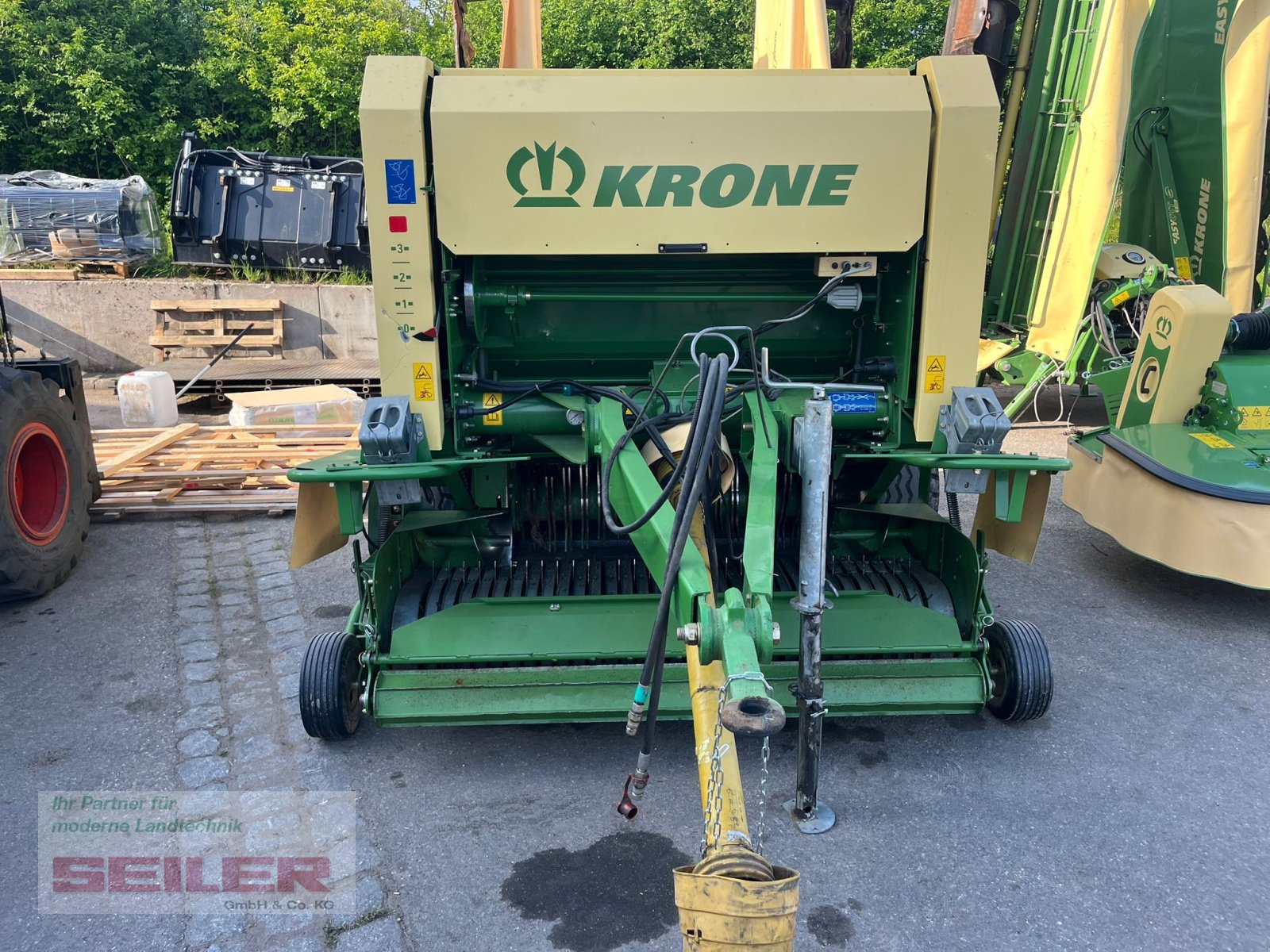 Rundballenpresse tip Krone Round Pack 1250 MC, Gebrauchtmaschine in Ansbach (Poză 3)