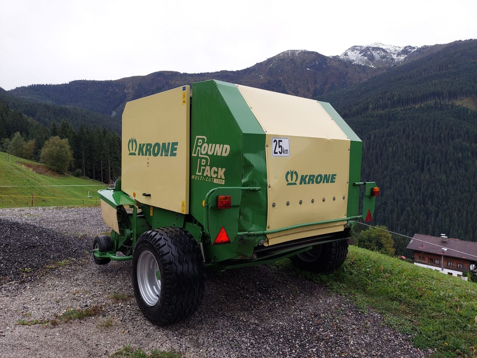 Rundballenpresse typu Krone RP 1250 MC, Gebrauchtmaschine v Hopfgarten (Obrázek 9)