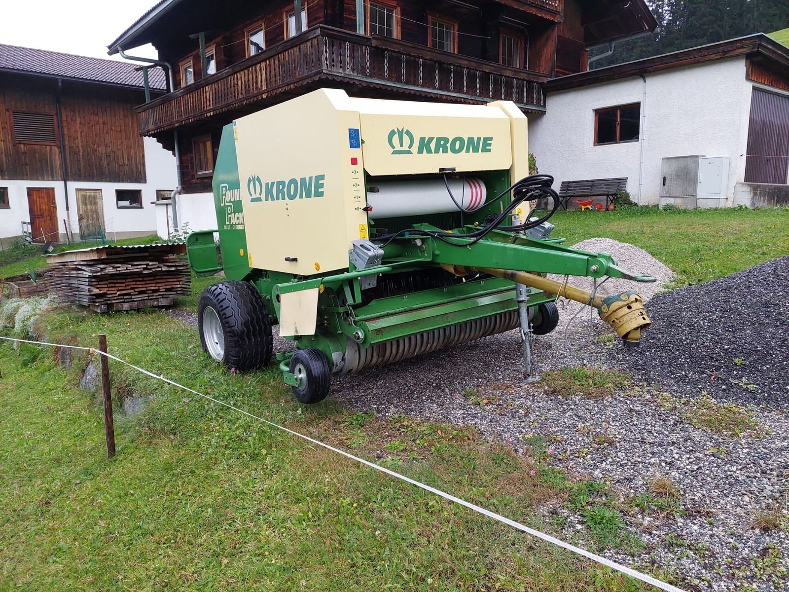 Rundballenpresse typu Krone RP 1250 MC, Gebrauchtmaschine v Hopfgarten (Obrázek 8)