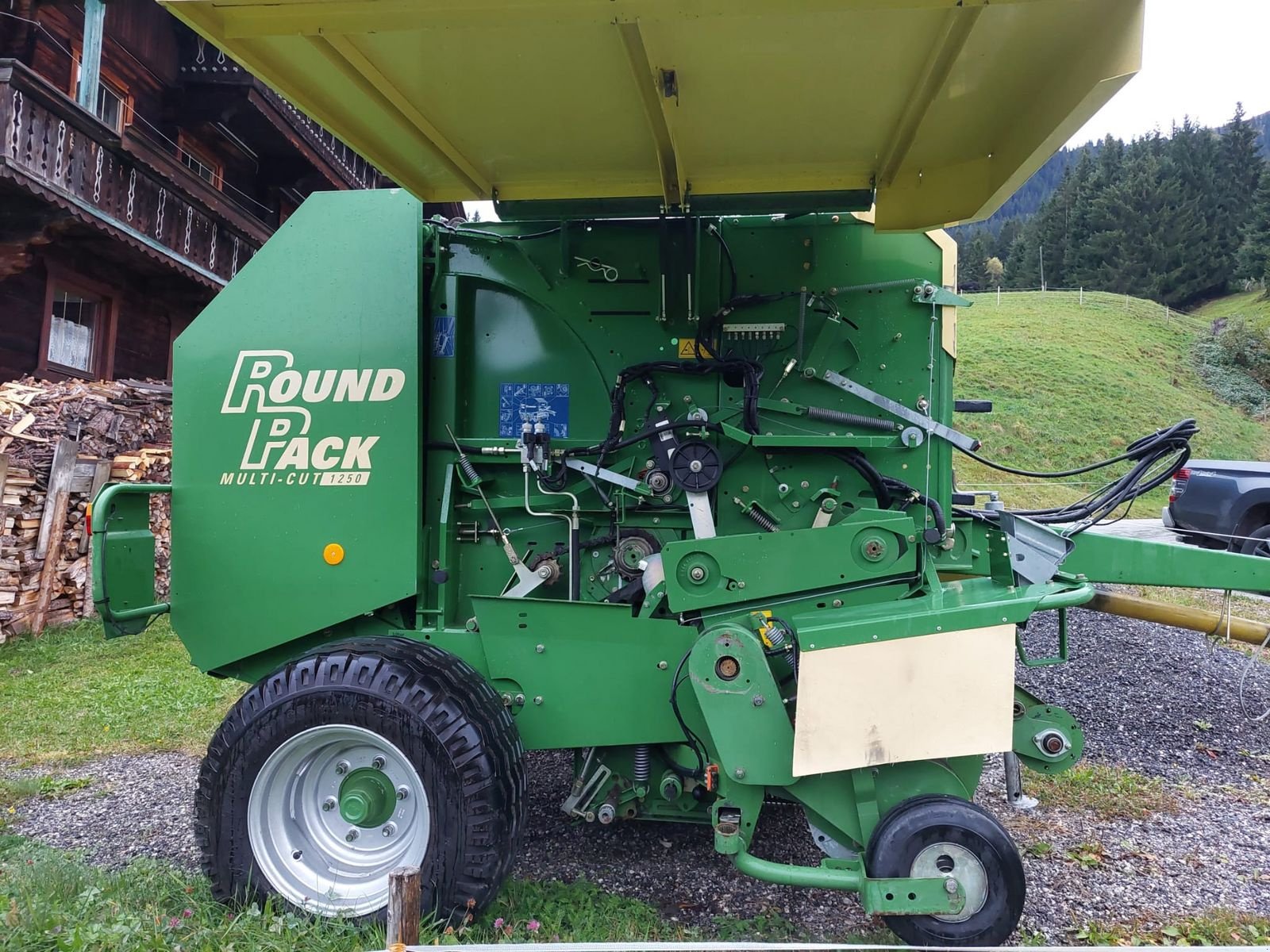 Rundballenpresse typu Krone RP 1250 MC, Gebrauchtmaschine v Hopfgarten (Obrázek 11)