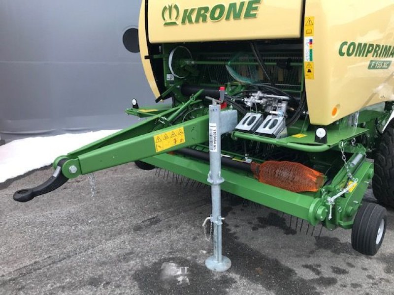 Rundballenpresse des Typs Krone Rundballenpresse Comprima F155XC, Neumaschine in Tamsweg (Bild 2)
