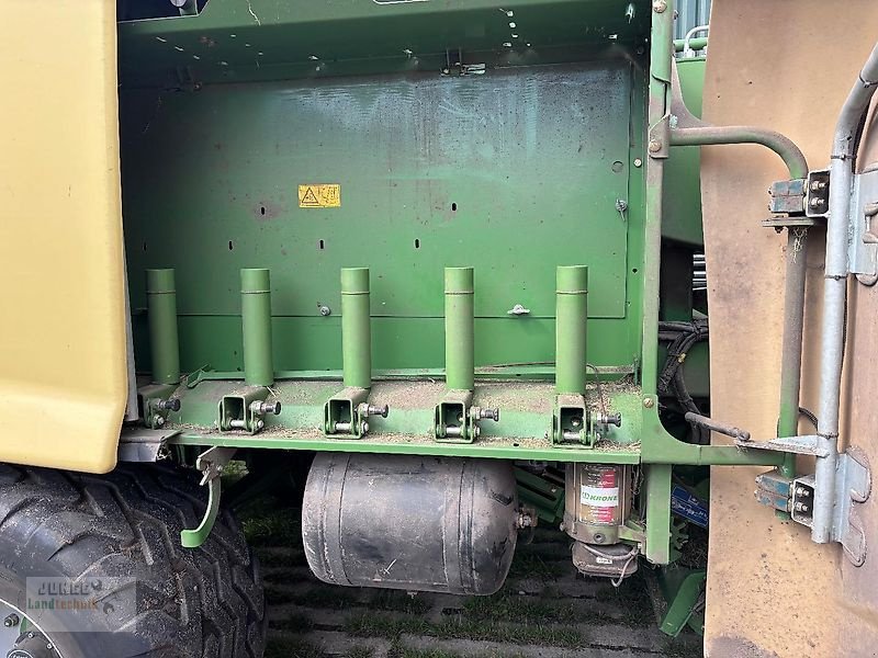 Rundballenpresse typu Krone Ultima CF 155 XC, Gebrauchtmaschine v Geestland (Obrázek 22)