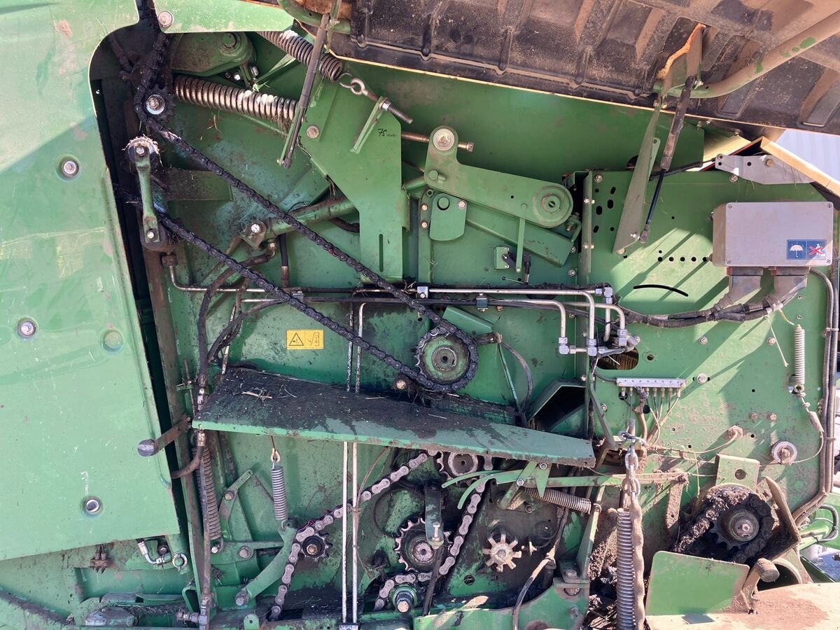 Rundballenpresse типа Krone V 150 XC, Gebrauchtmaschine в Zwettl (Фотография 19)